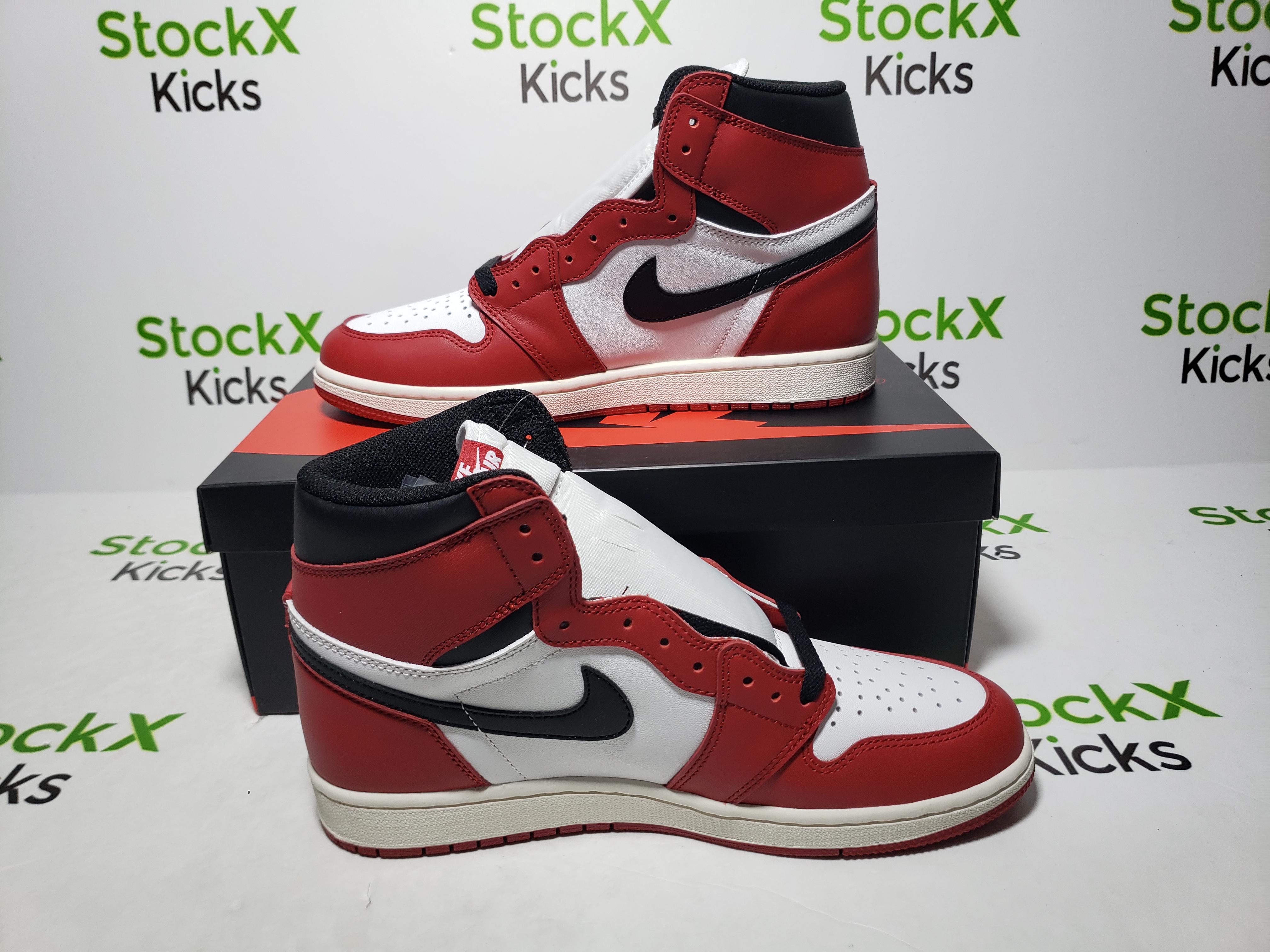 LJR Batch Air Jordan 1 Retro Chicago (2015) 555088-101 review Stockxkicksvip 03