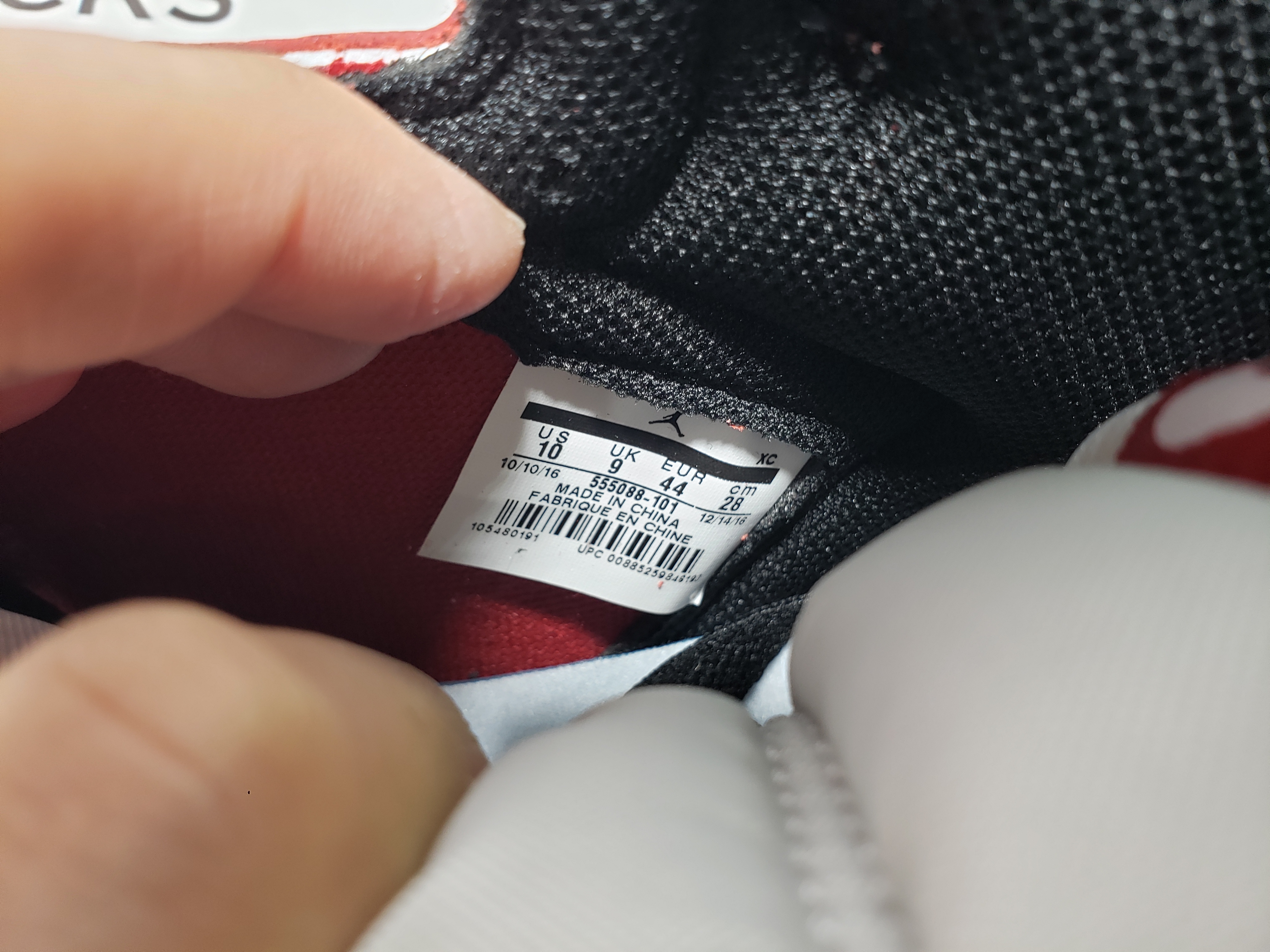 LJR Batch Air Jordan 1 Retro Chicago (2015) 555088-101 review Stockxkicksvip 05