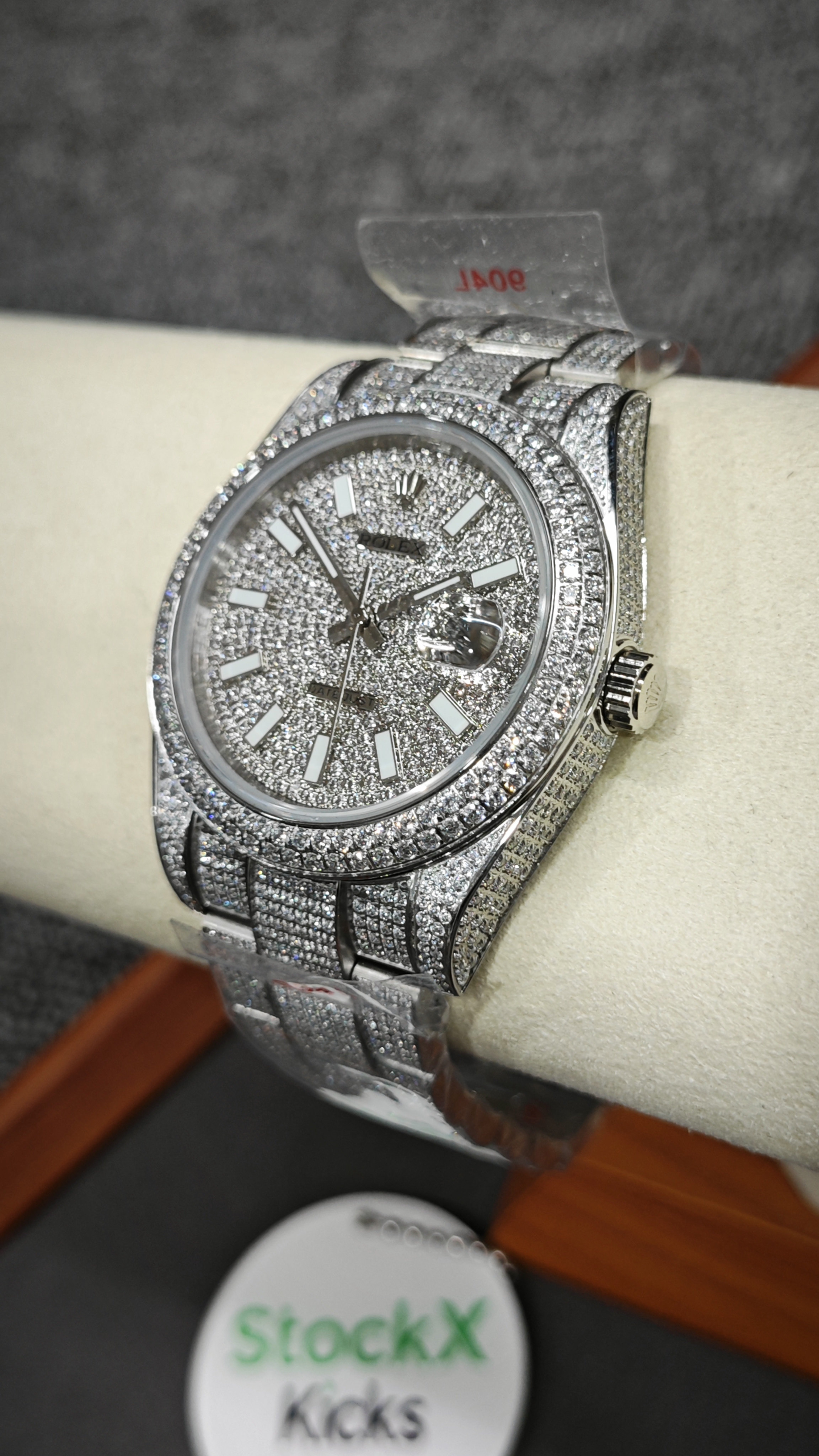Rolex Diamond Embezzled Datejust 41 'Silver' review Stockxkicks 05