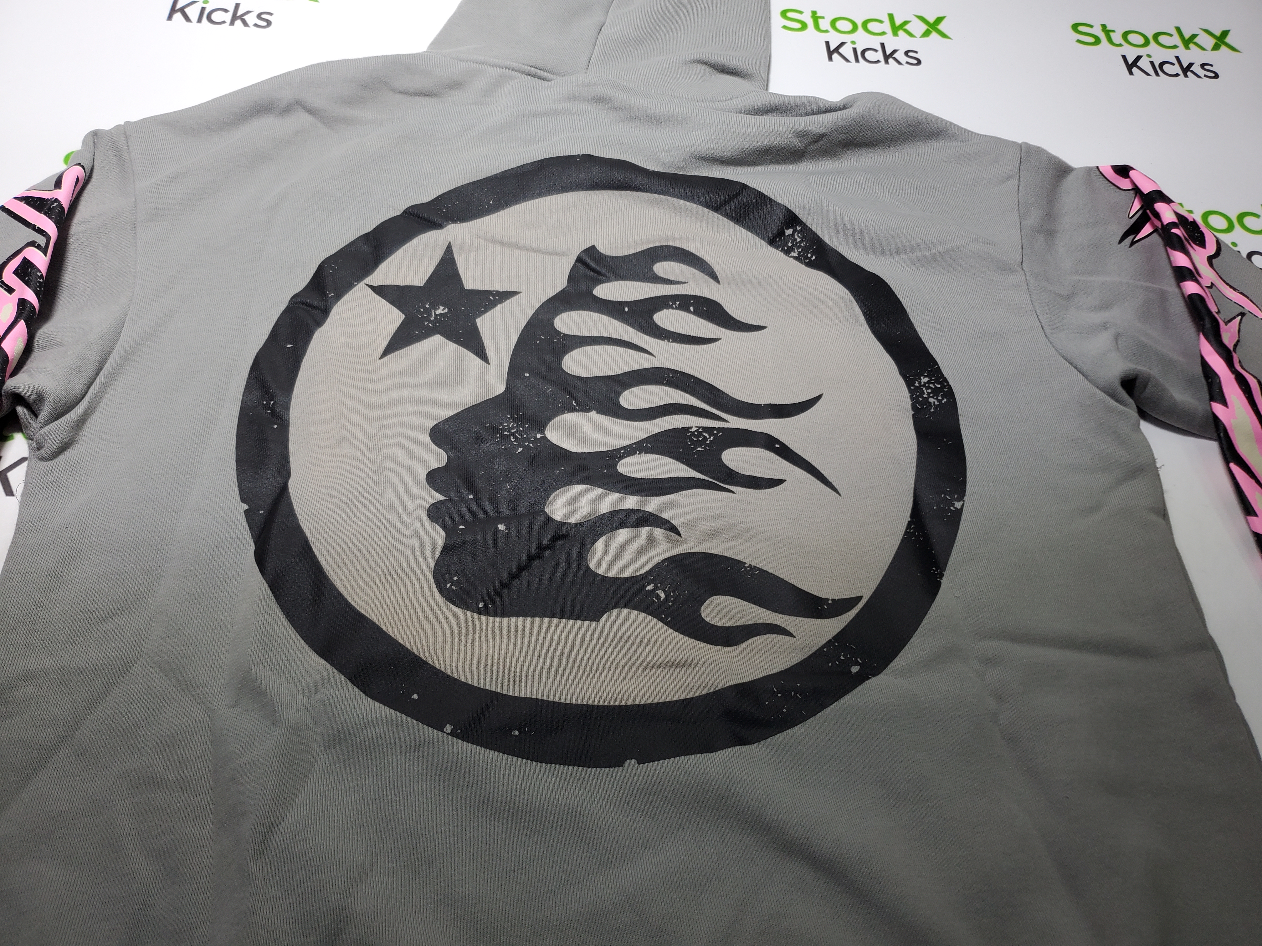 Hellstar Brainwashed Without Brain Hoodie Grey review Stockxkicksvip 00