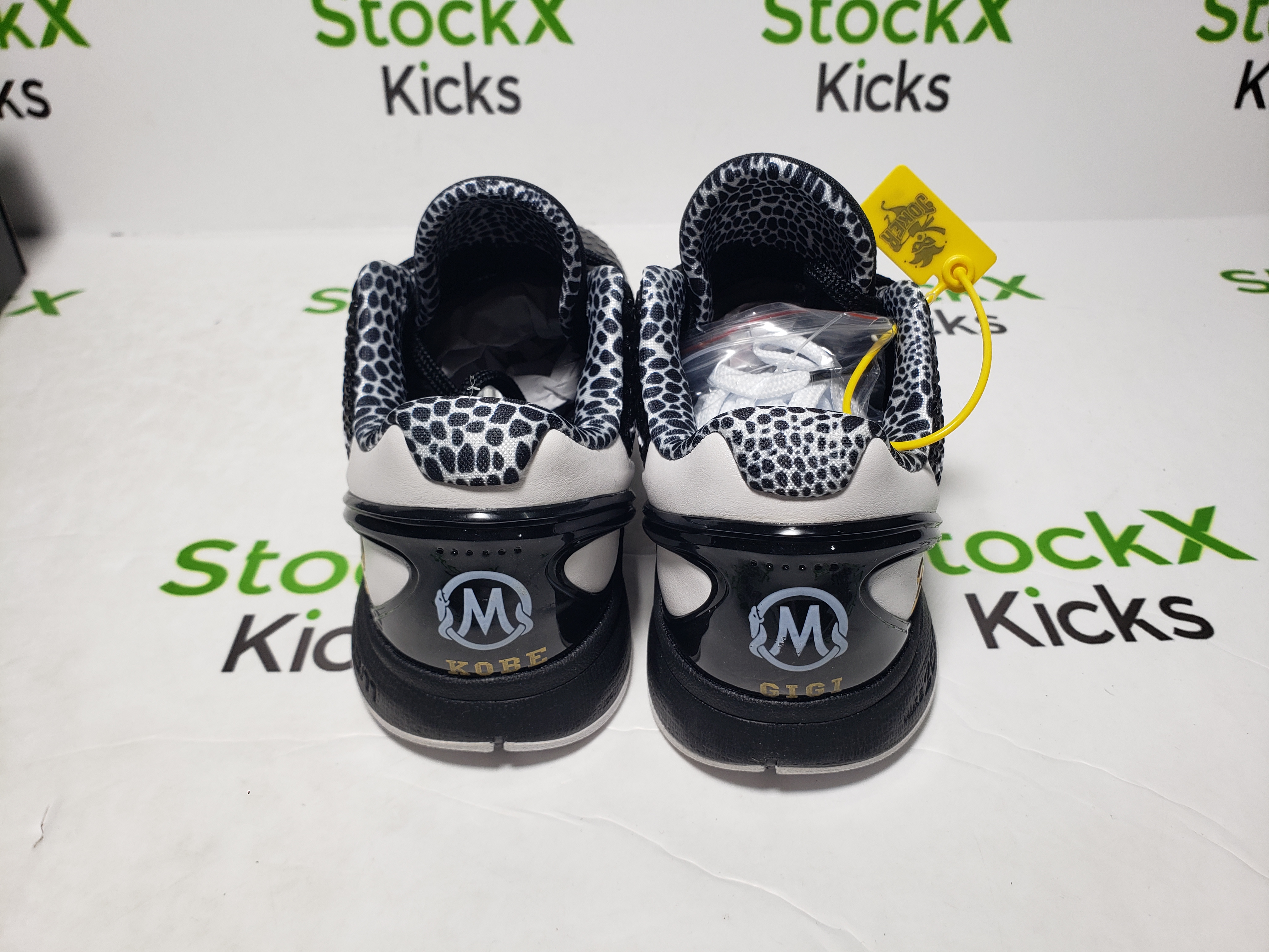 Nike Kobe 6 Protro Mambacita Sweet 16 CW2190-002 review Stockxkicks VIP 01