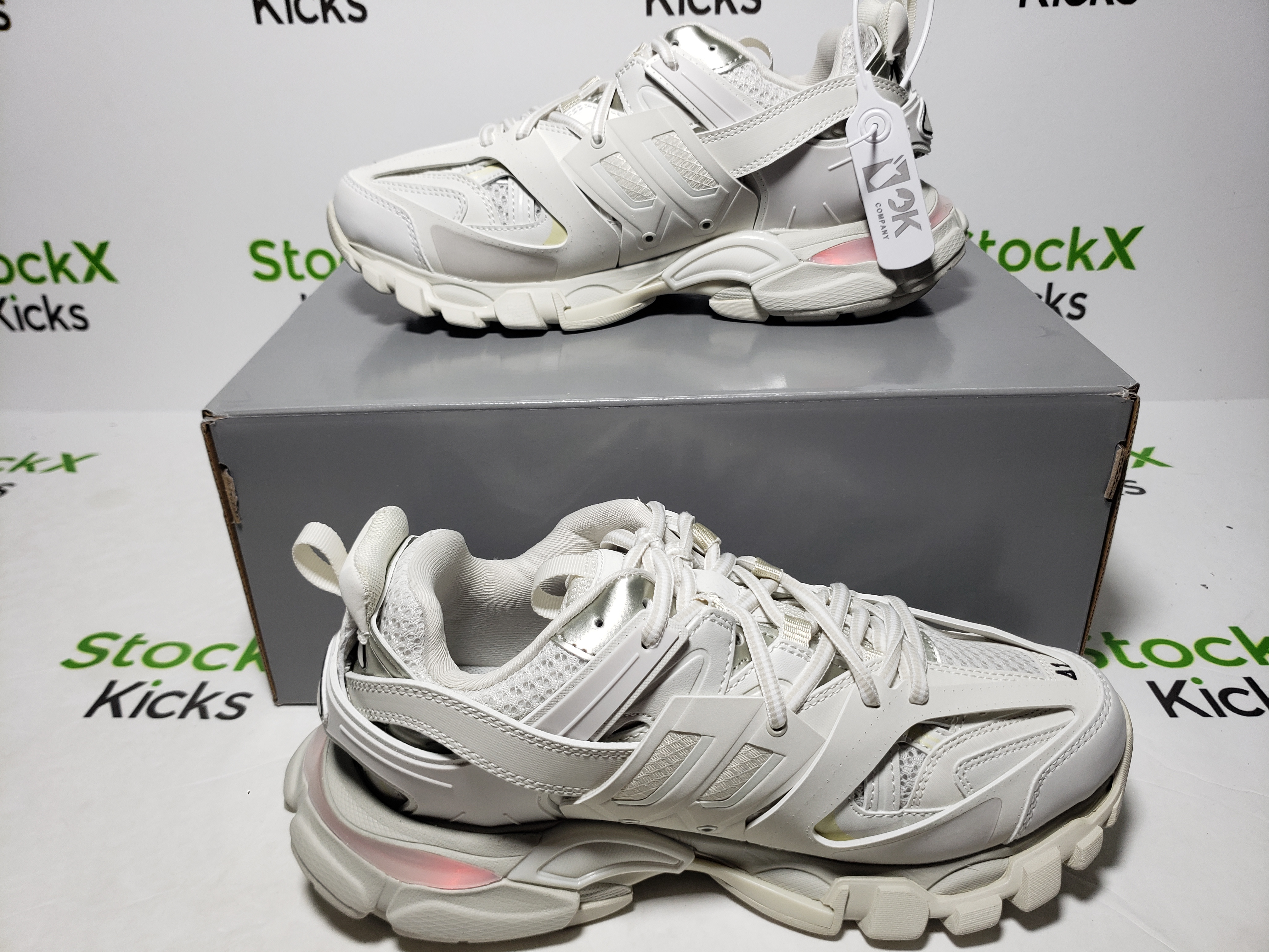 Balenciaga Track Trainer White 542436 W1GB7 6509 review Stockxkicks VIP 03
