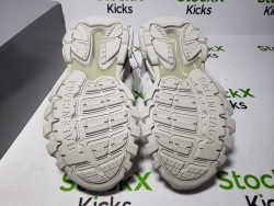 Balenciaga Track Trainer White 542436 W1GB7 6509 review Stockxkicks VIP 07