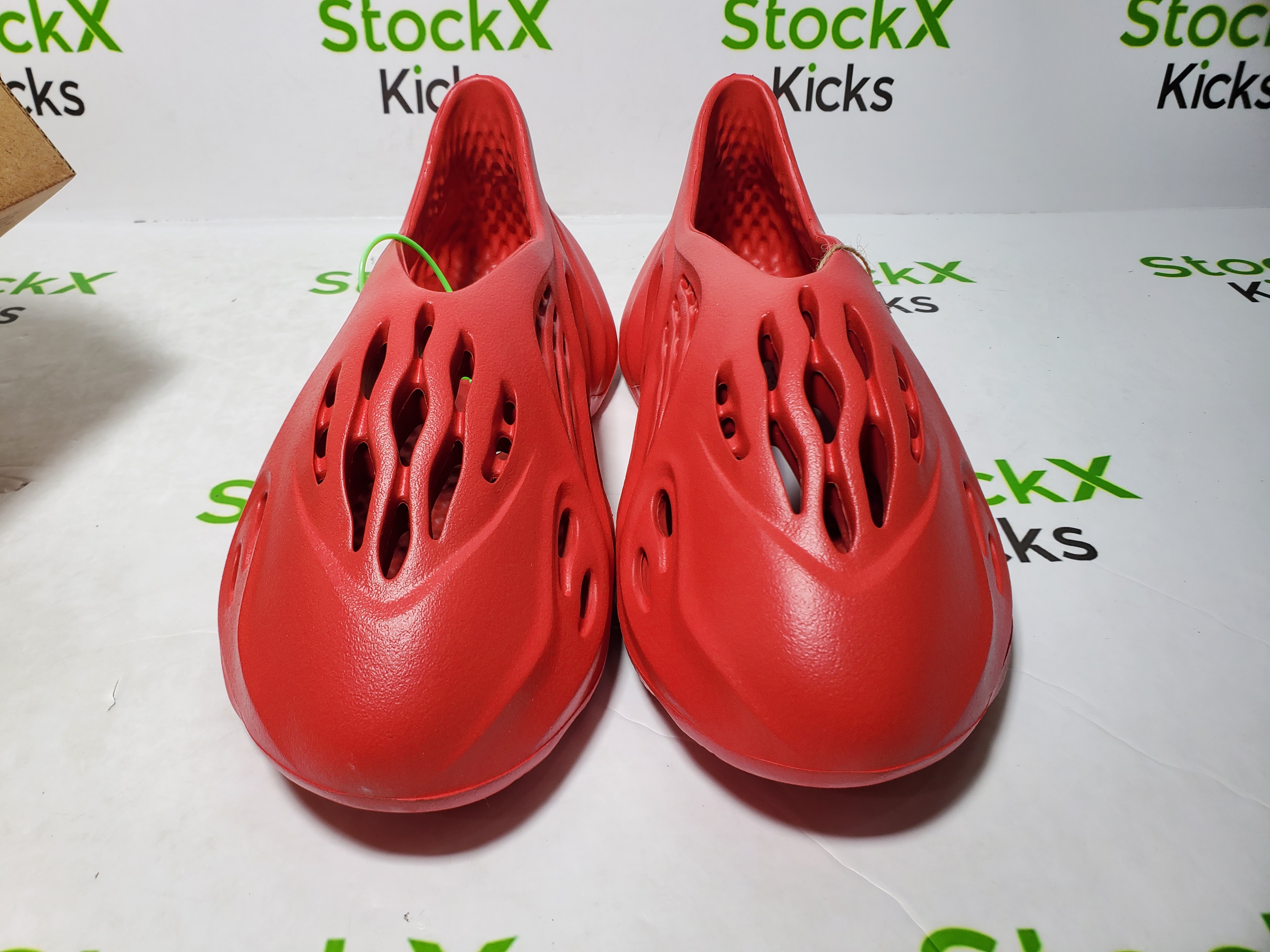 PK God Batch adidas Yeezy Foam Runner Vermillion GW3355 review Stockxkicks VIP 01