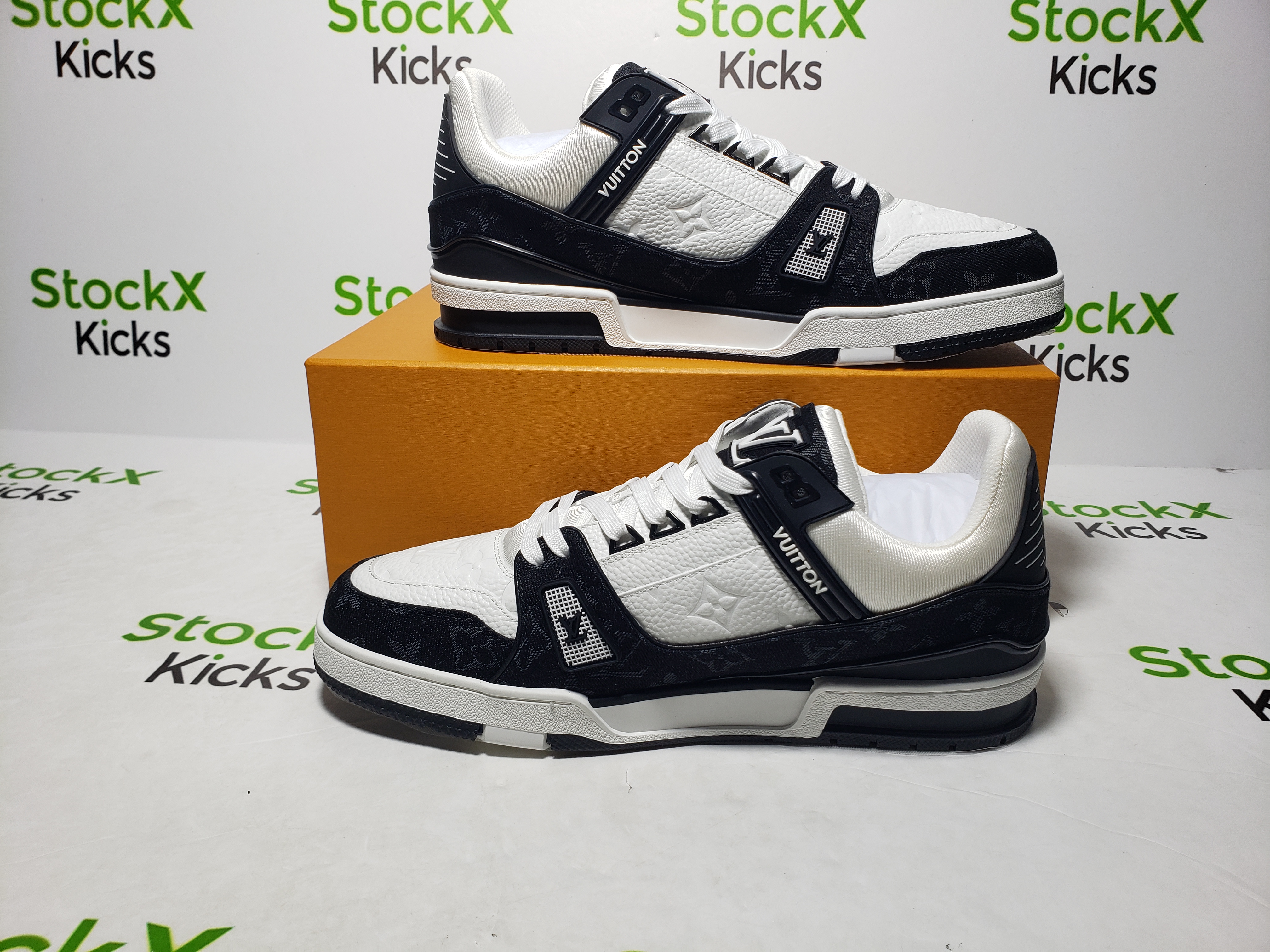 Louis Vuitton Trainer Black And White Cloth Cover VL1202 review Stockxkicks VIP 06