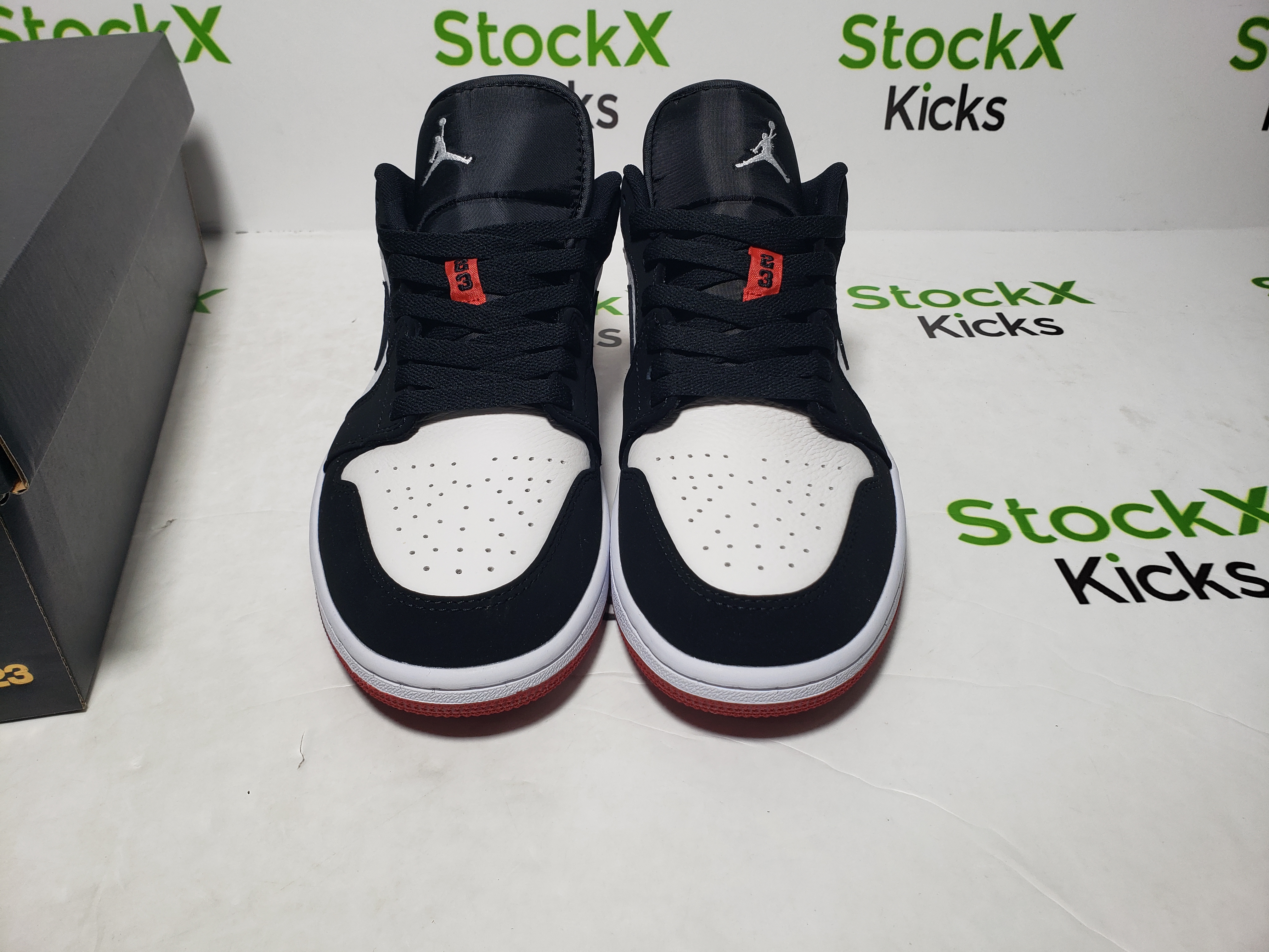 LJR Batch Air Jordan 1 Low Black Toe (GS) 553560-116 review Stockxkicks VIP 02