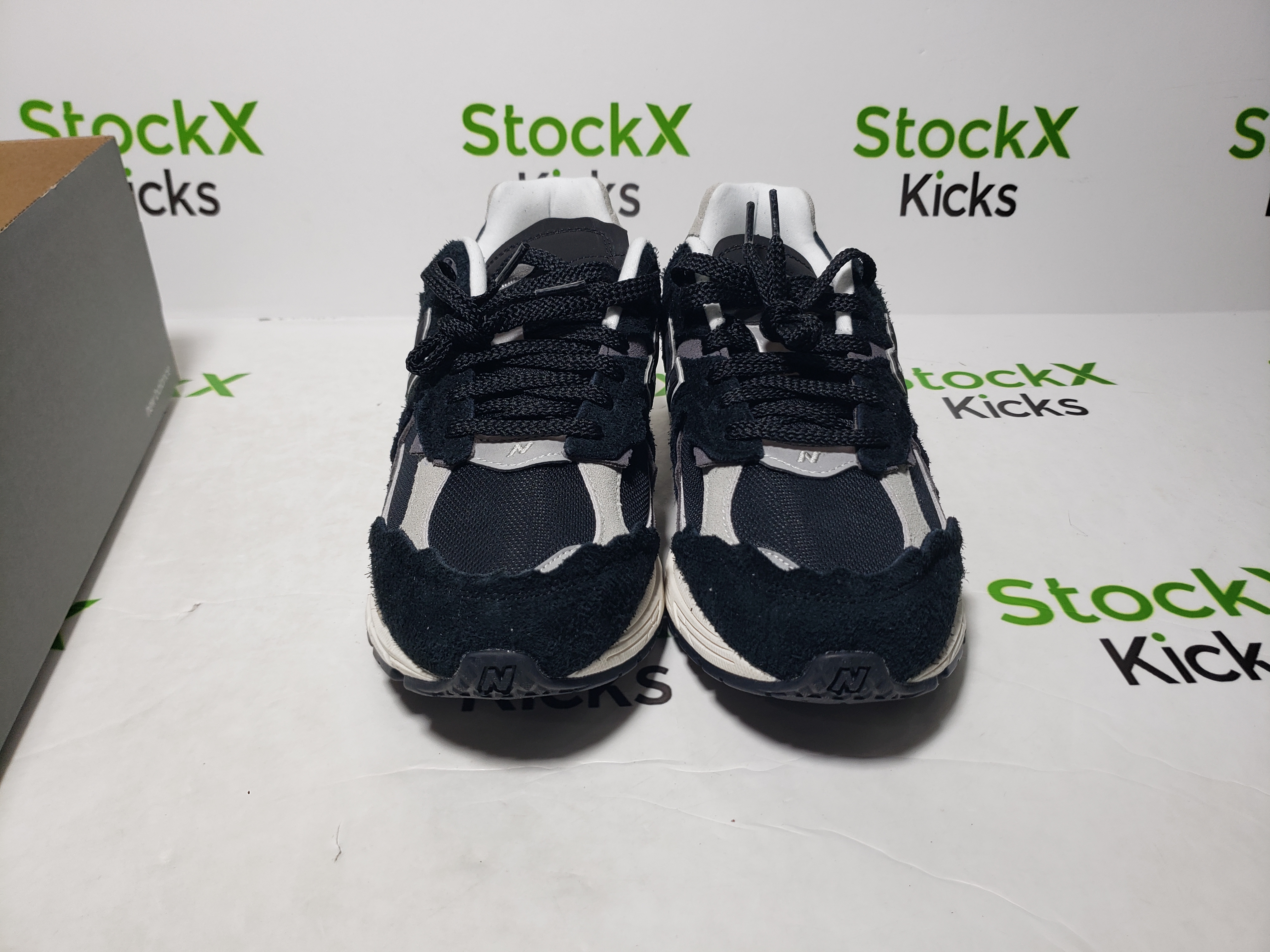 New Balance 2002R Lnk Black M2002RDJ review Stockxkicks VIP 01