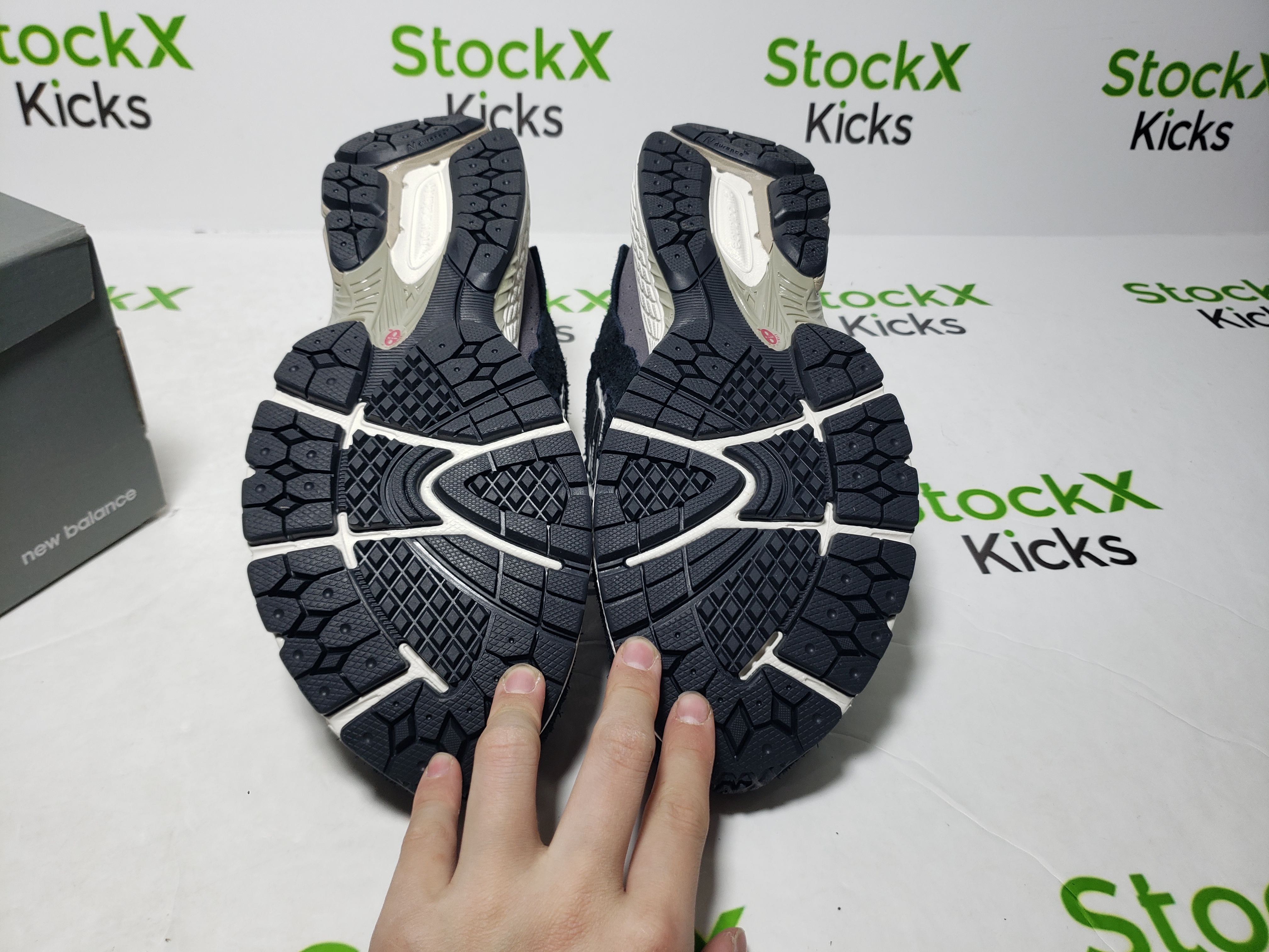 New Balance 2002R Lnk Black M2002RDJ review Stockxkicks VIP 06