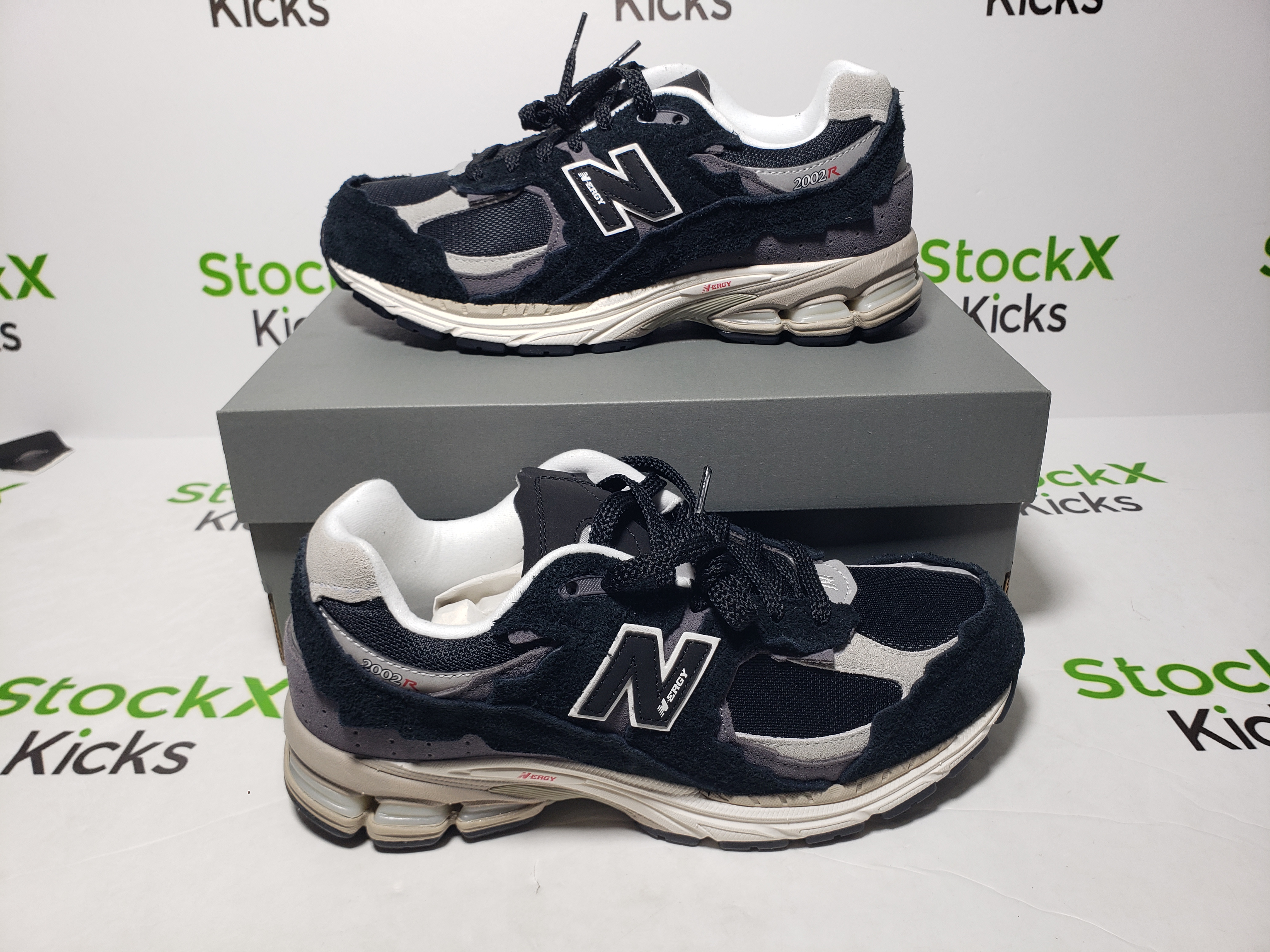 New Balance 2002R Lnk Black M2002RDJ review Stockxkicks VIP 04
