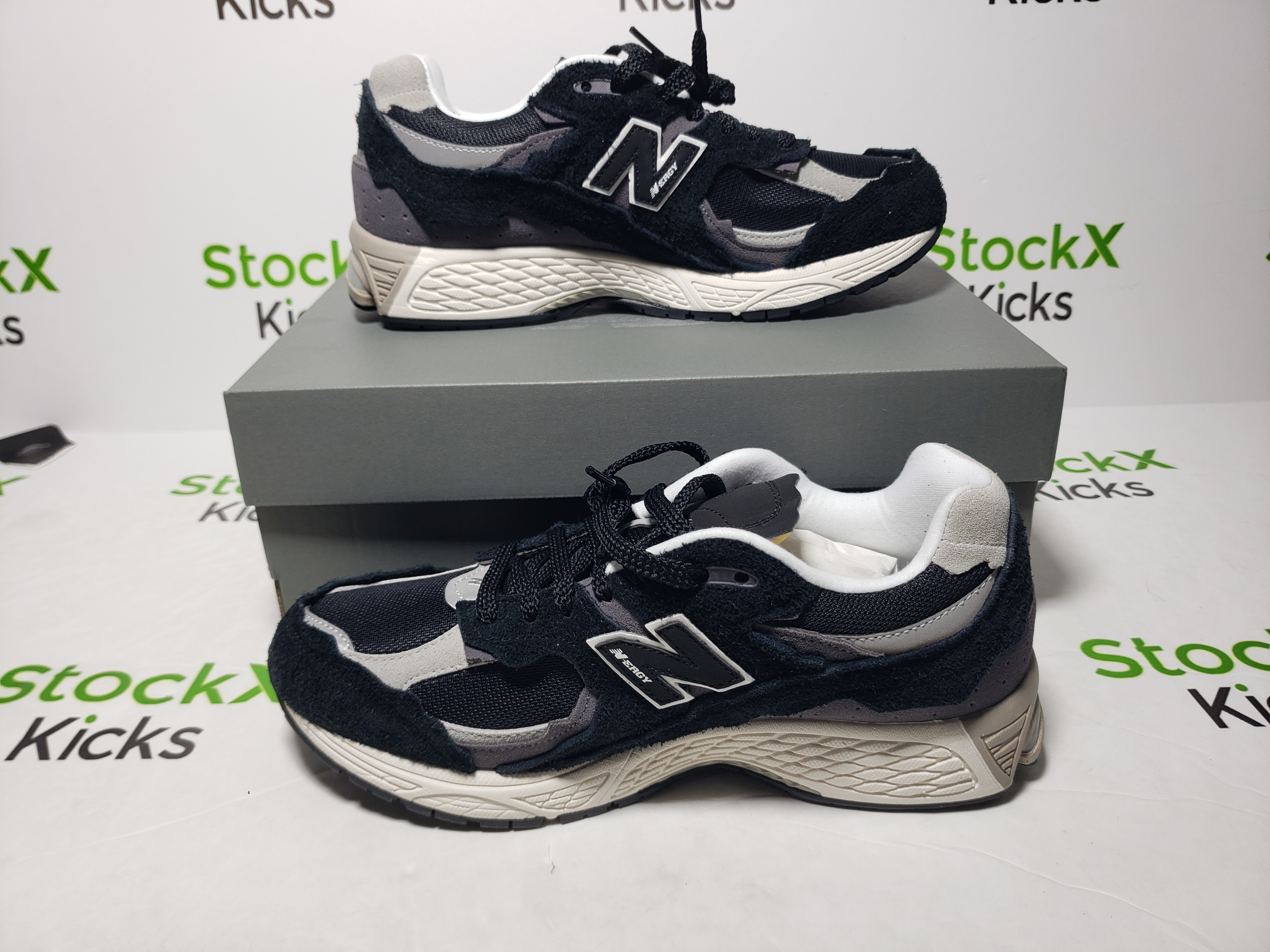 New Balance 2002R Lnk Black M2002RDJ review Stockxkicks VIP 03