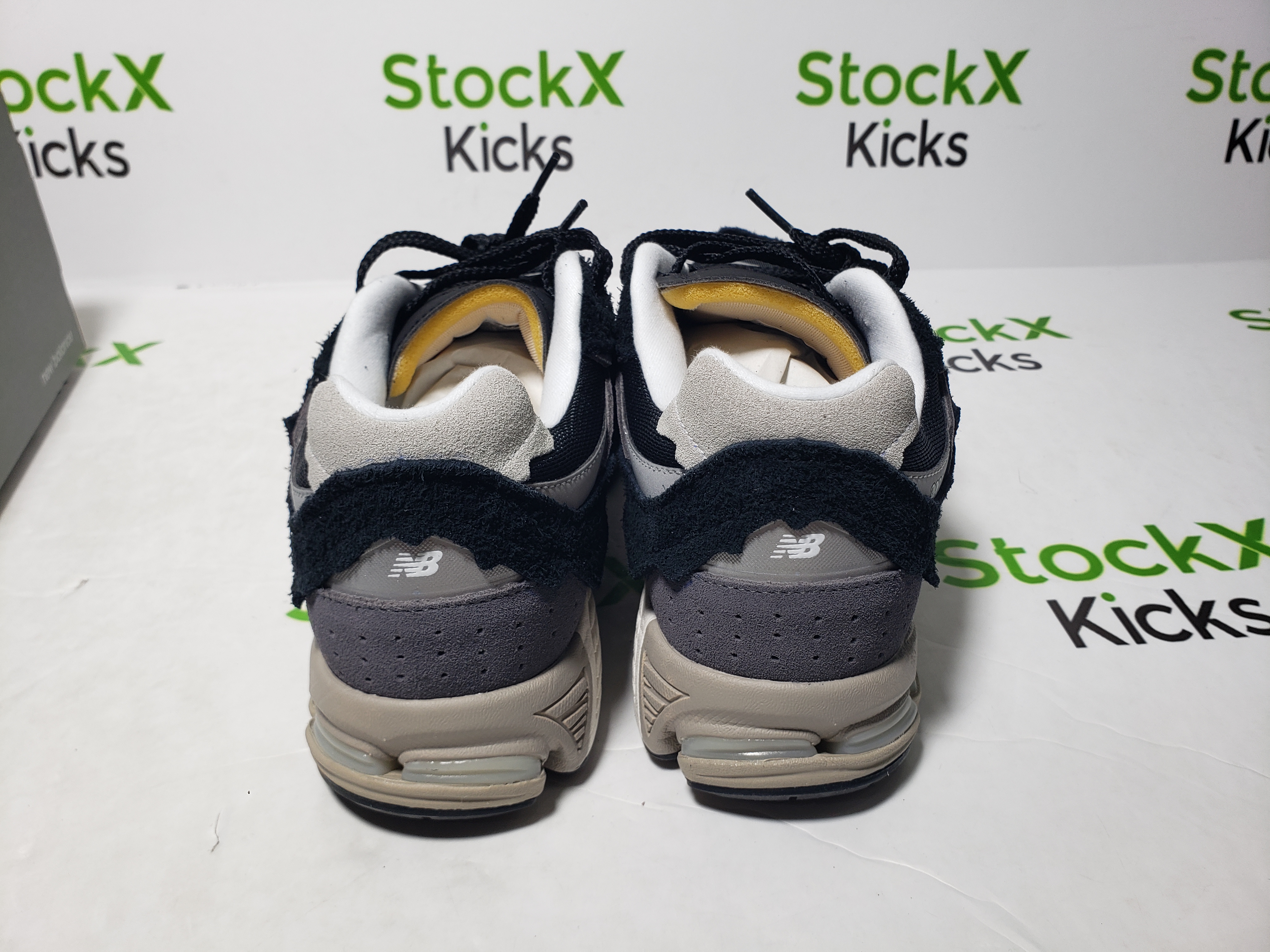 New Balance 2002R Lnk Black M2002RDJ review Stockxkicks VIP 02