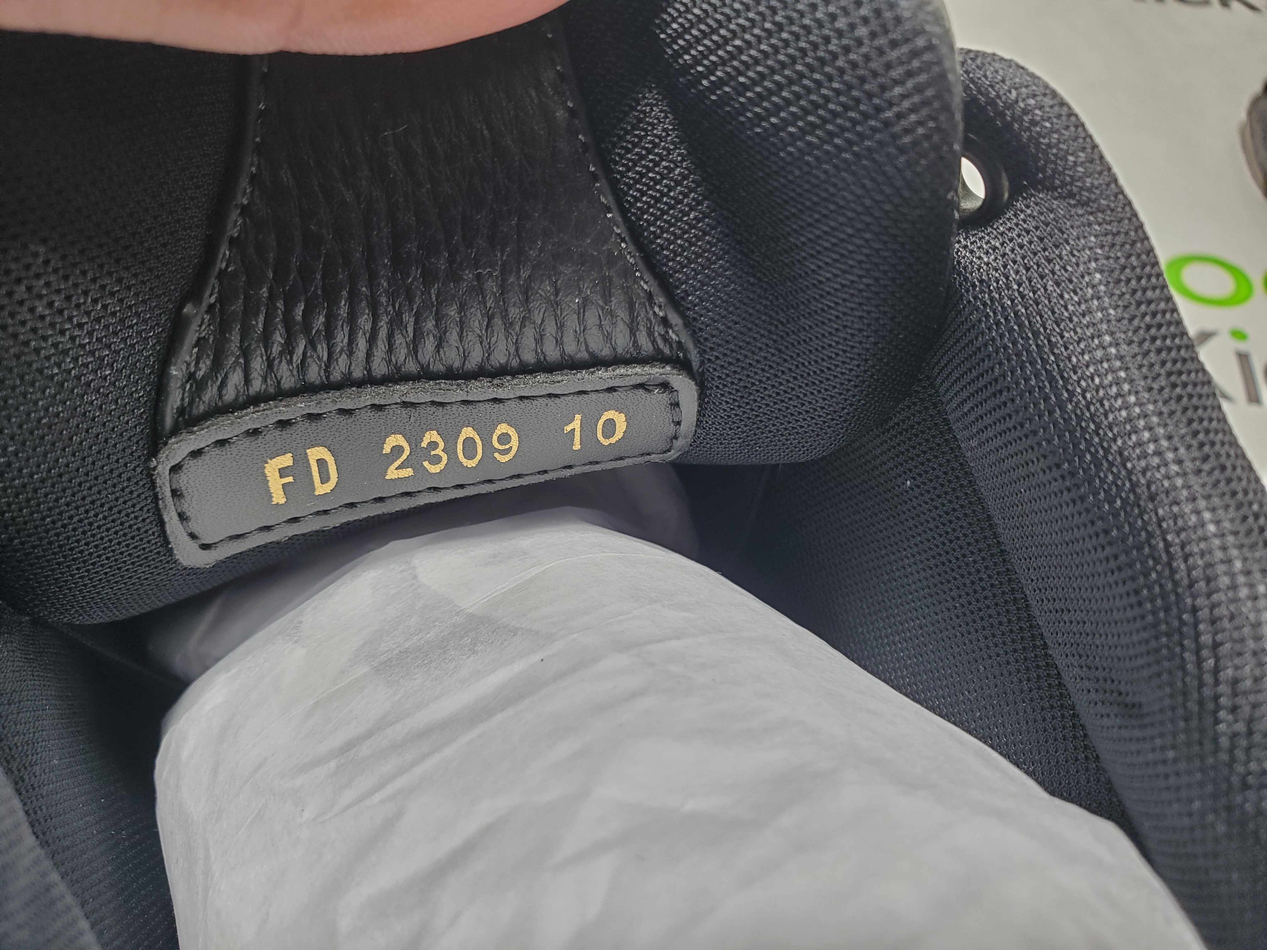 Louis Vuitton Skate Black 1ABZ5D review Stockxkicks VIP 04