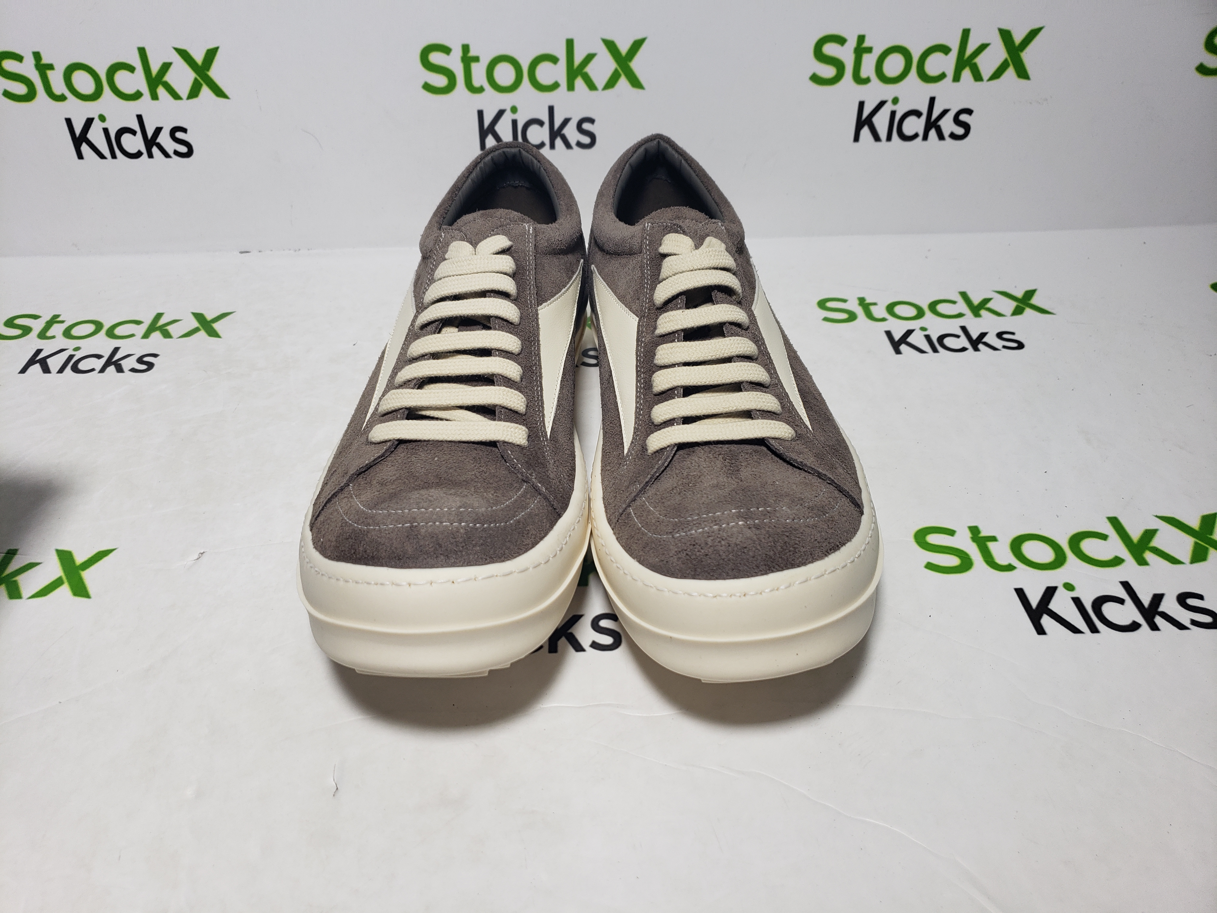 RICK OWENS VINTAGE SNEAKS IN VELOUR SUEDE COW RU02B2897 LPOLPO-3411 review Stockxkicks VIP 01