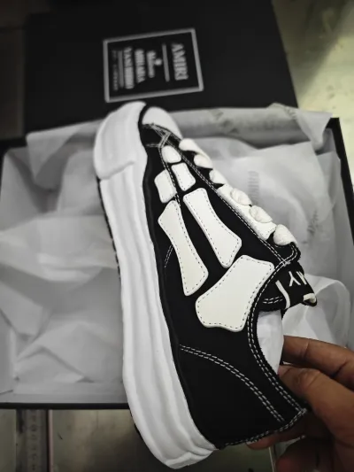 Amiri x Maison Mihara Yasuhiro Black White Bones PB250312 review Zus 00
