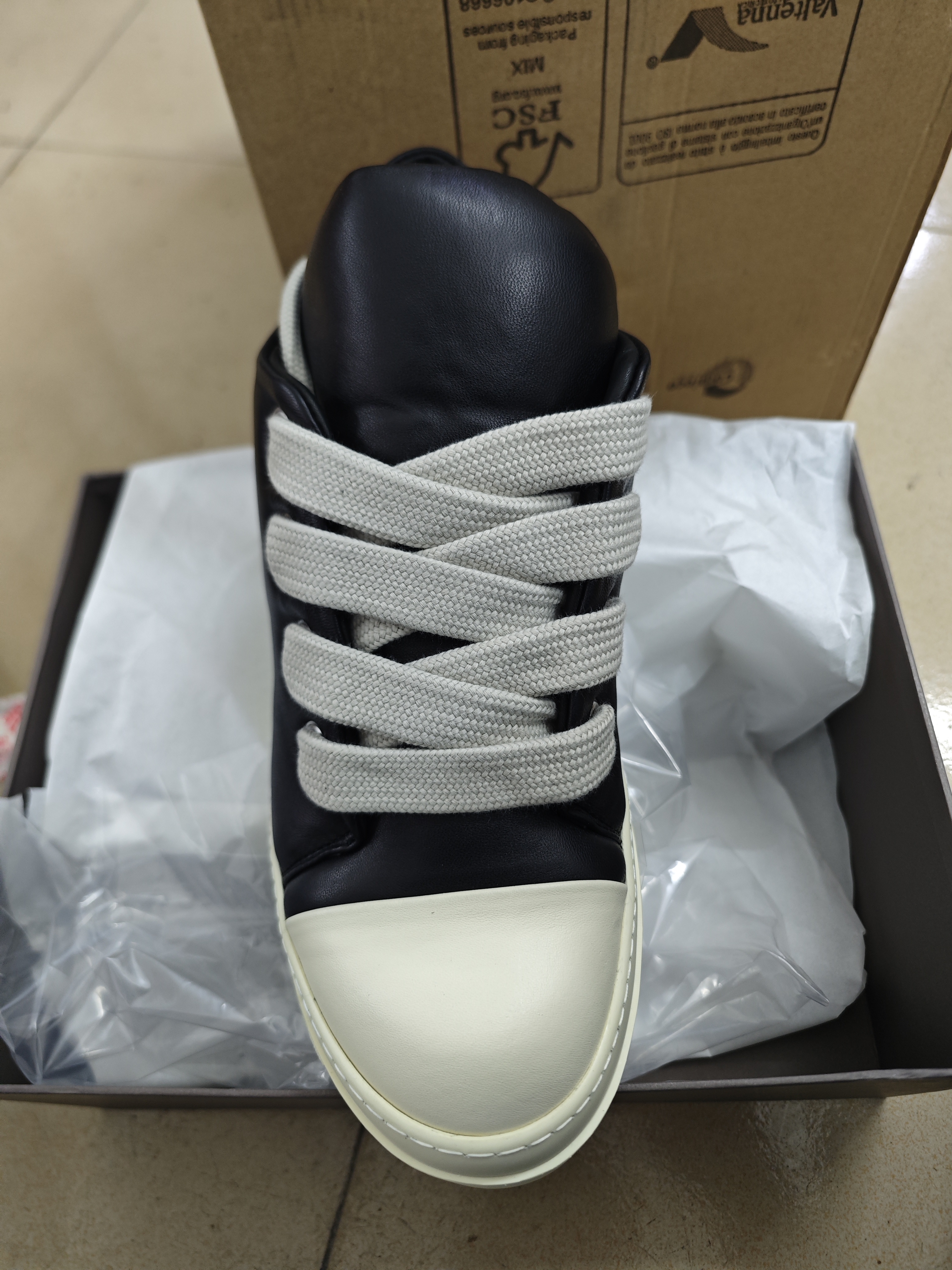 Rick Owens Luxor Jumbo Padded Low Black Milk review sun 00