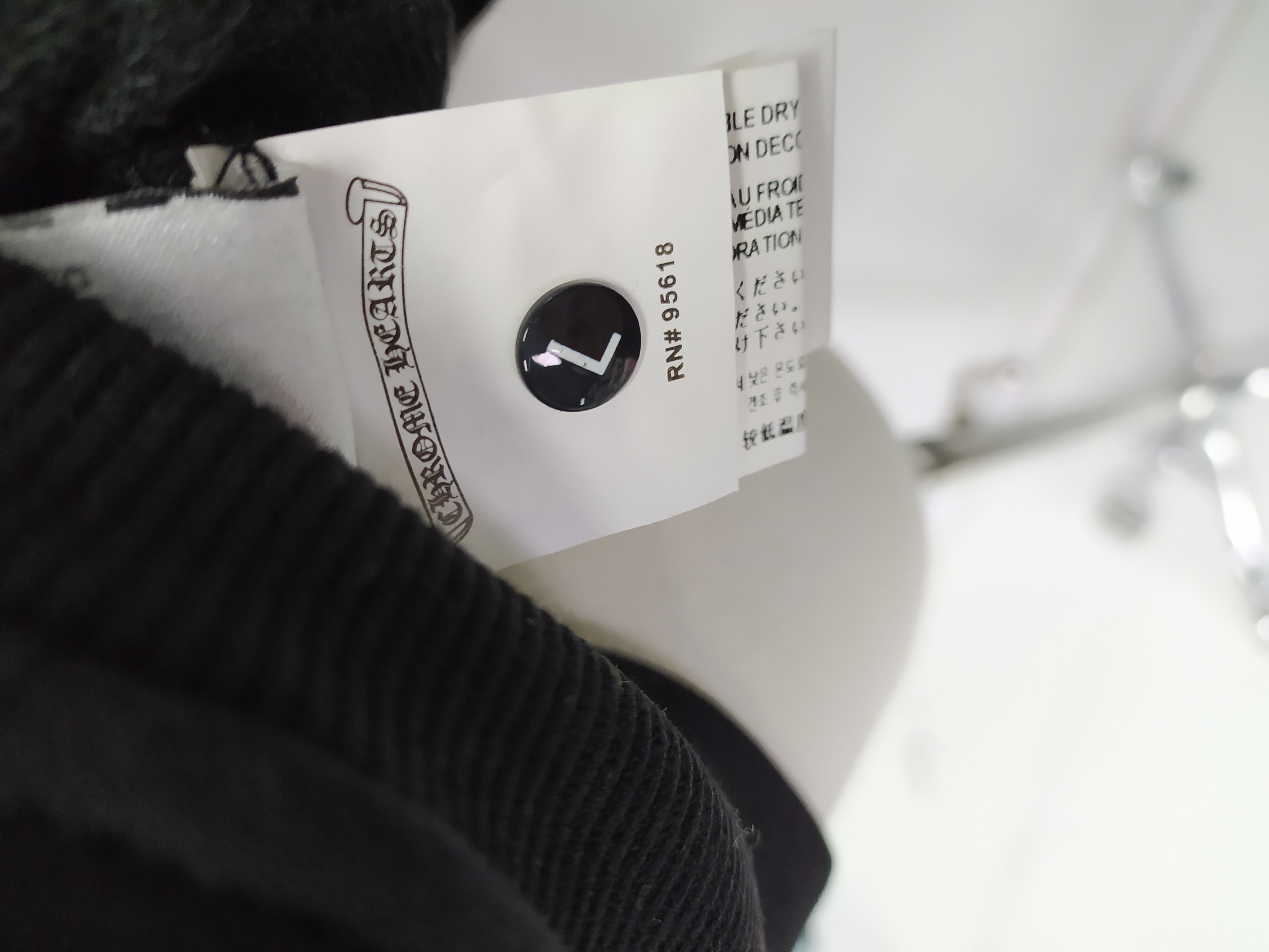 CHROME HEARTS Hoodie K7032 review lANK 01