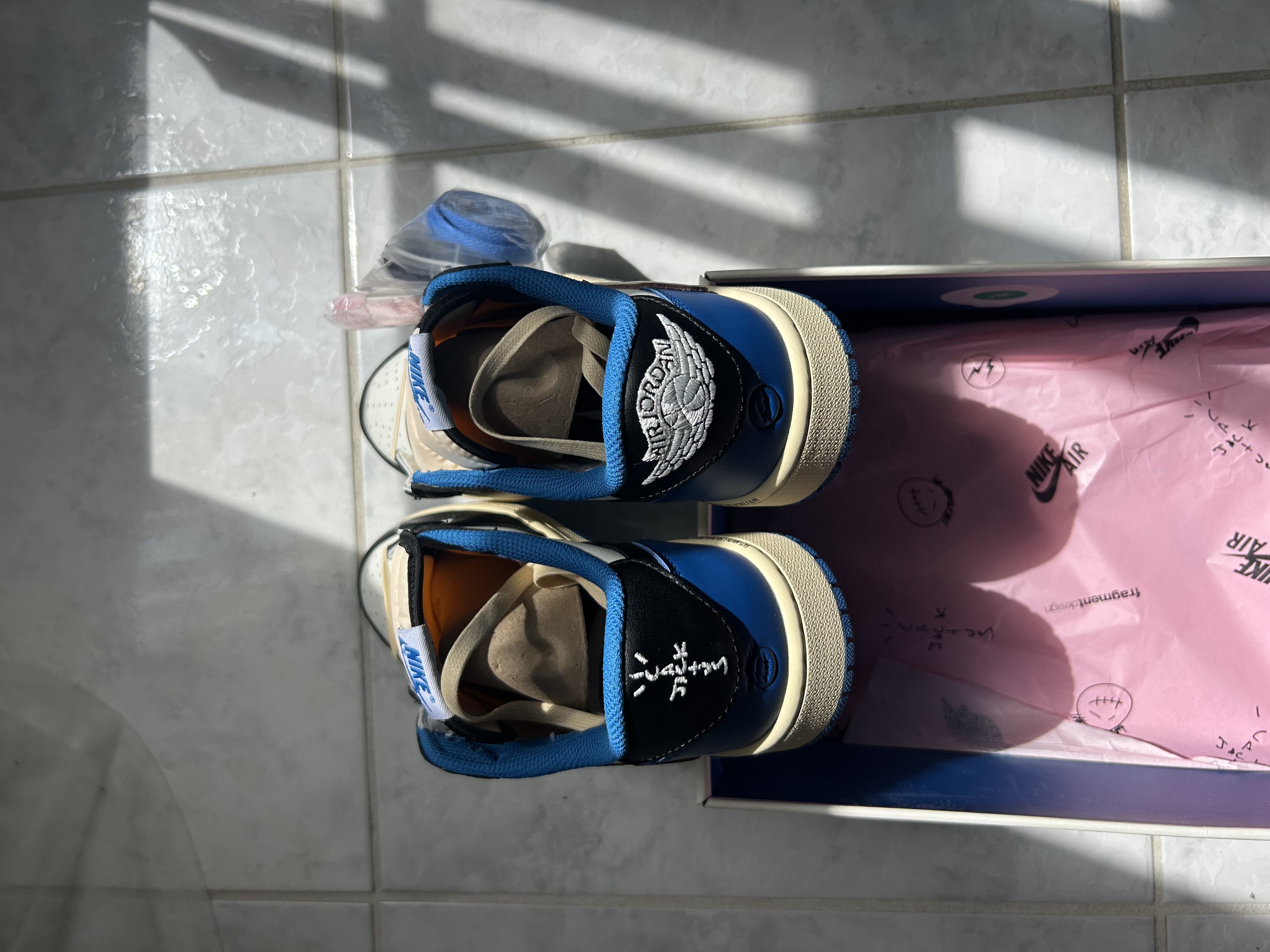 PK God Batch Air Jordan 1 Retro Low OG SP Fragment x Travis Scott DM7866-140 review Him 02