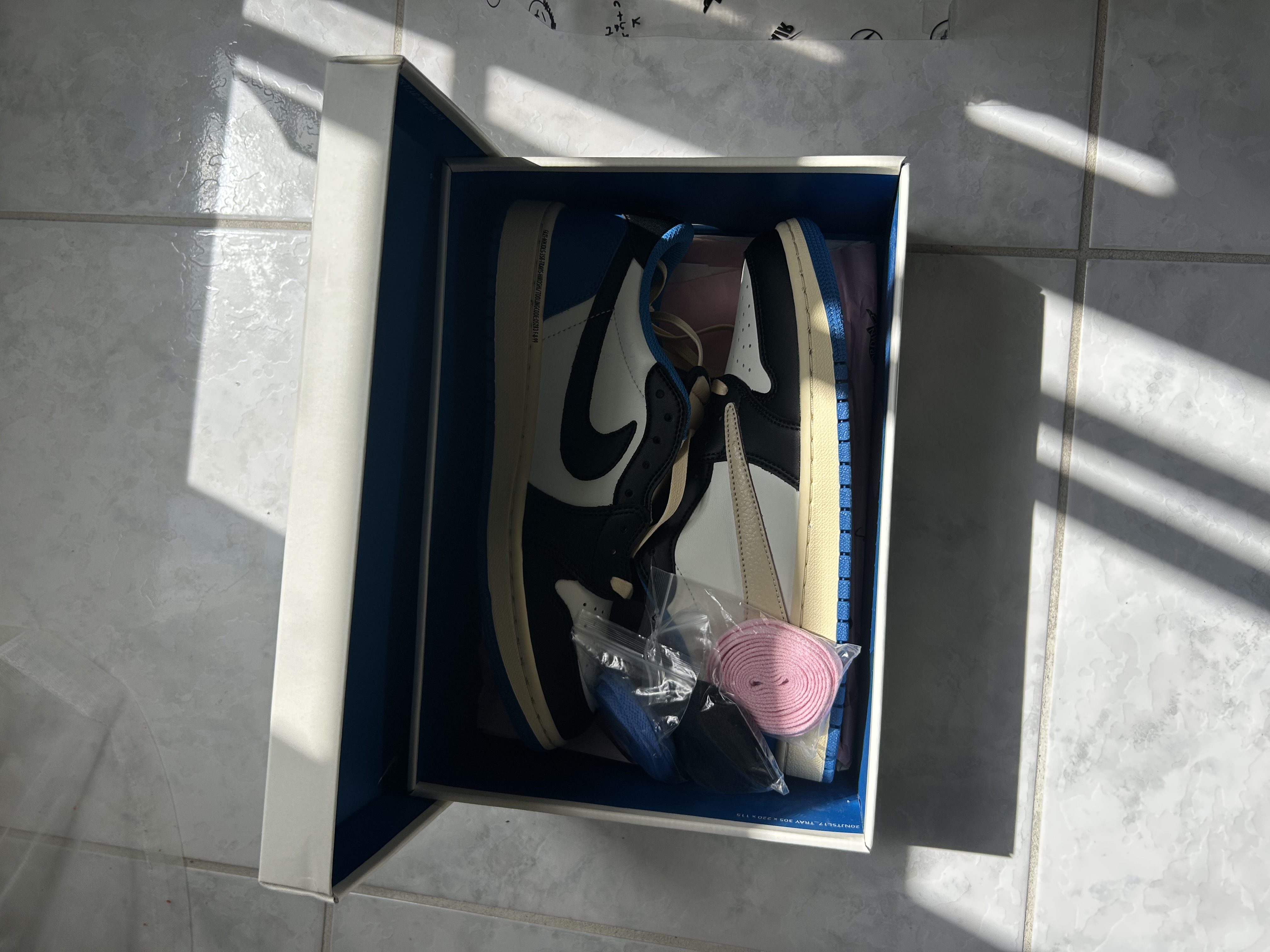 PK God Batch Air Jordan 1 Retro Low OG SP Fragment x Travis Scott DM7866-140 review Him 03