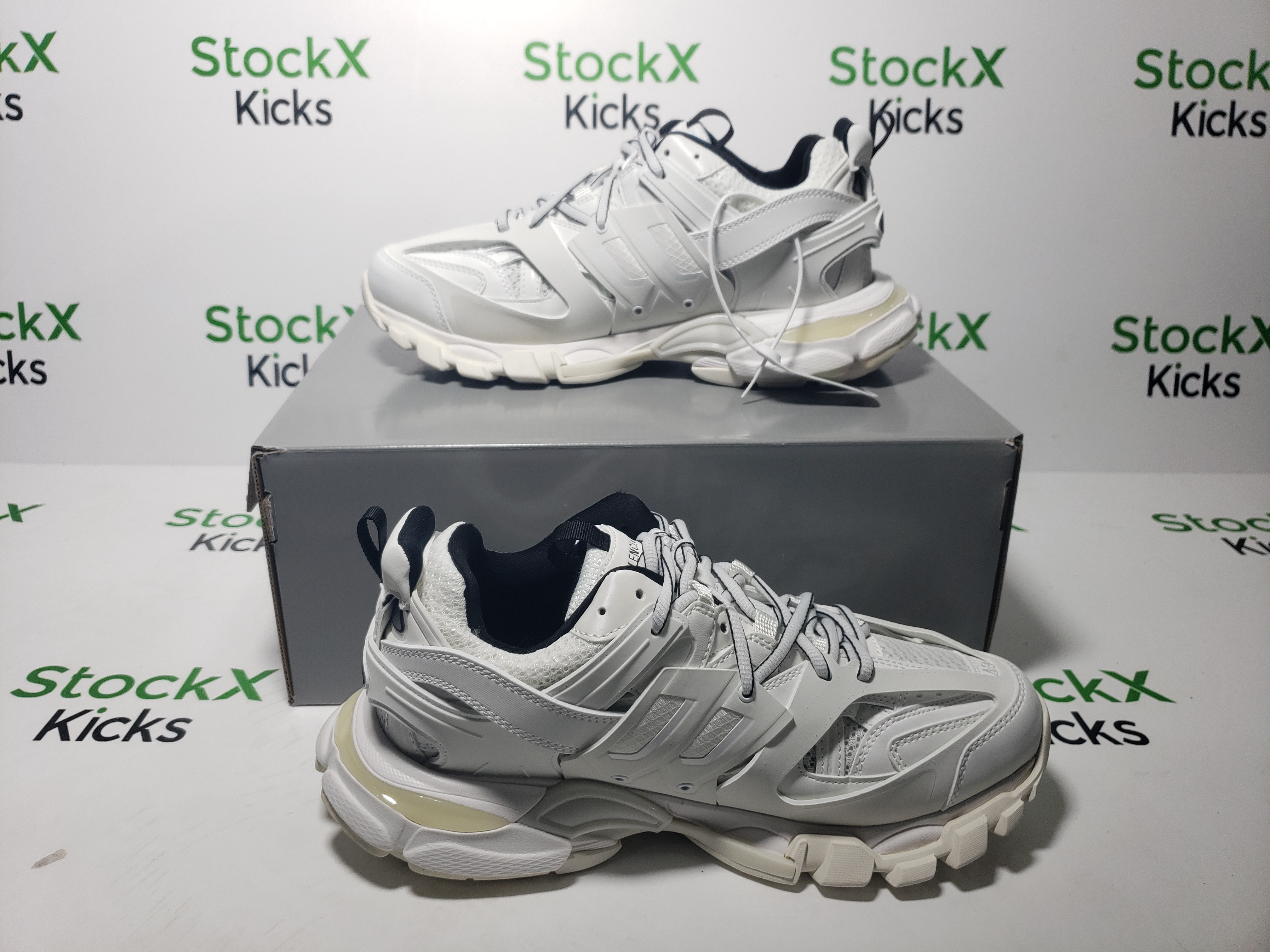 Balenciaga Track Trainer Black White 542436 W3AC1 9010 review Stockxkicks 00