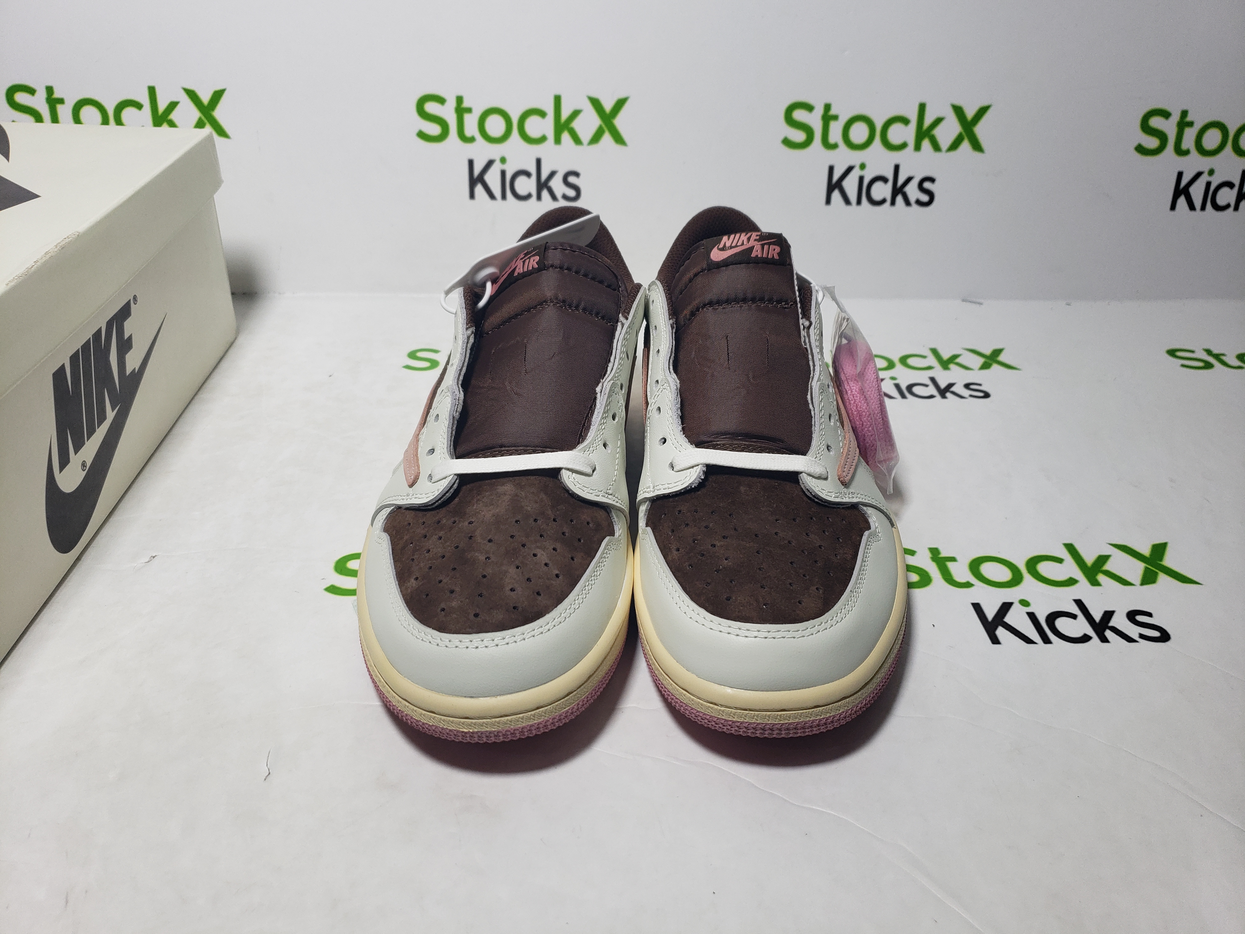 PK God Batch Air Jordan 1 Low Travis Scott Sail Shy Pink DM7866-106 review stockxkicksvip 01