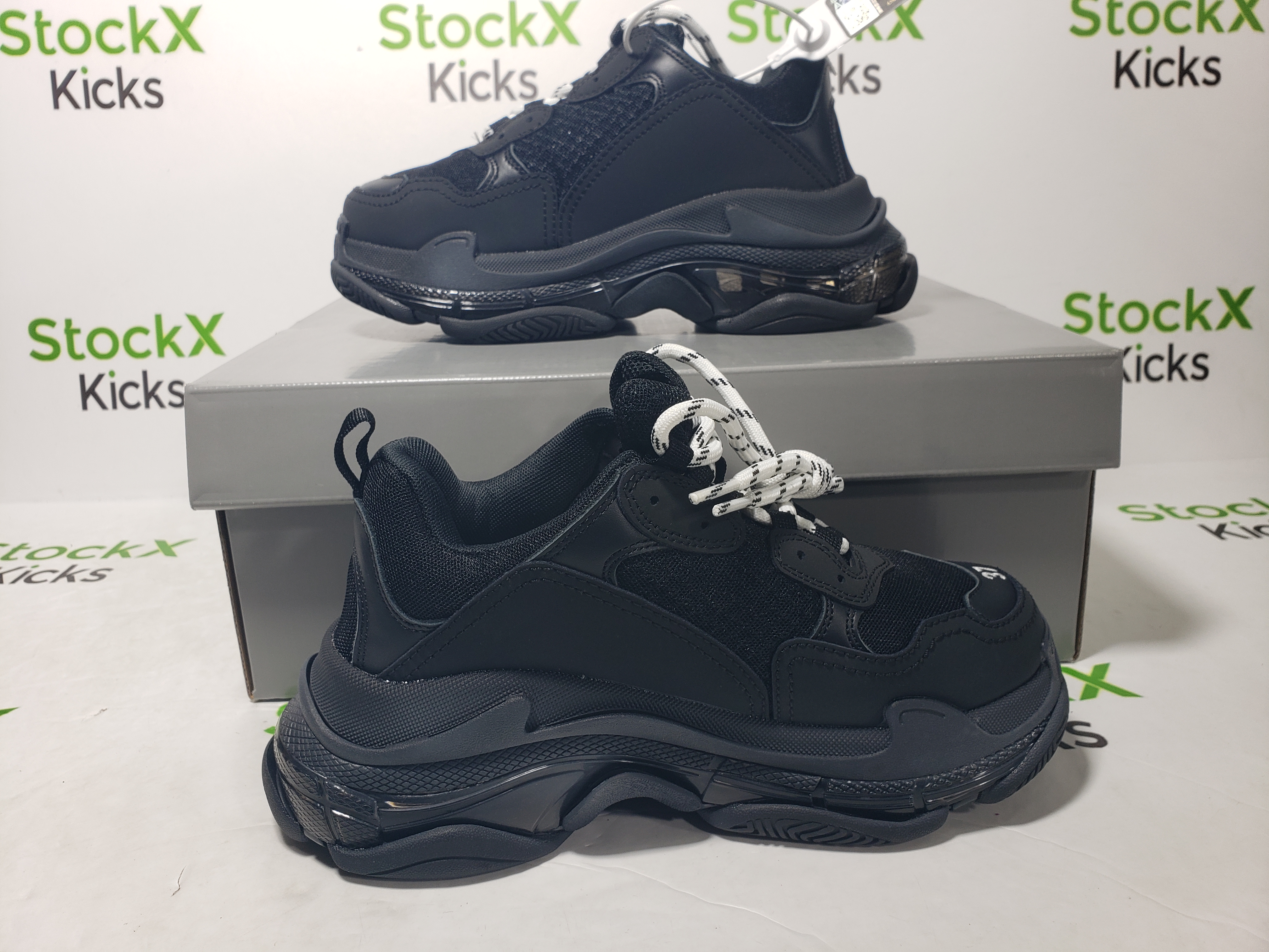 Balenciaga Triple S Black (2019) 534217 W09O1 1000/ 534217 W2CA1 1000 review stockxkicksvip 06
