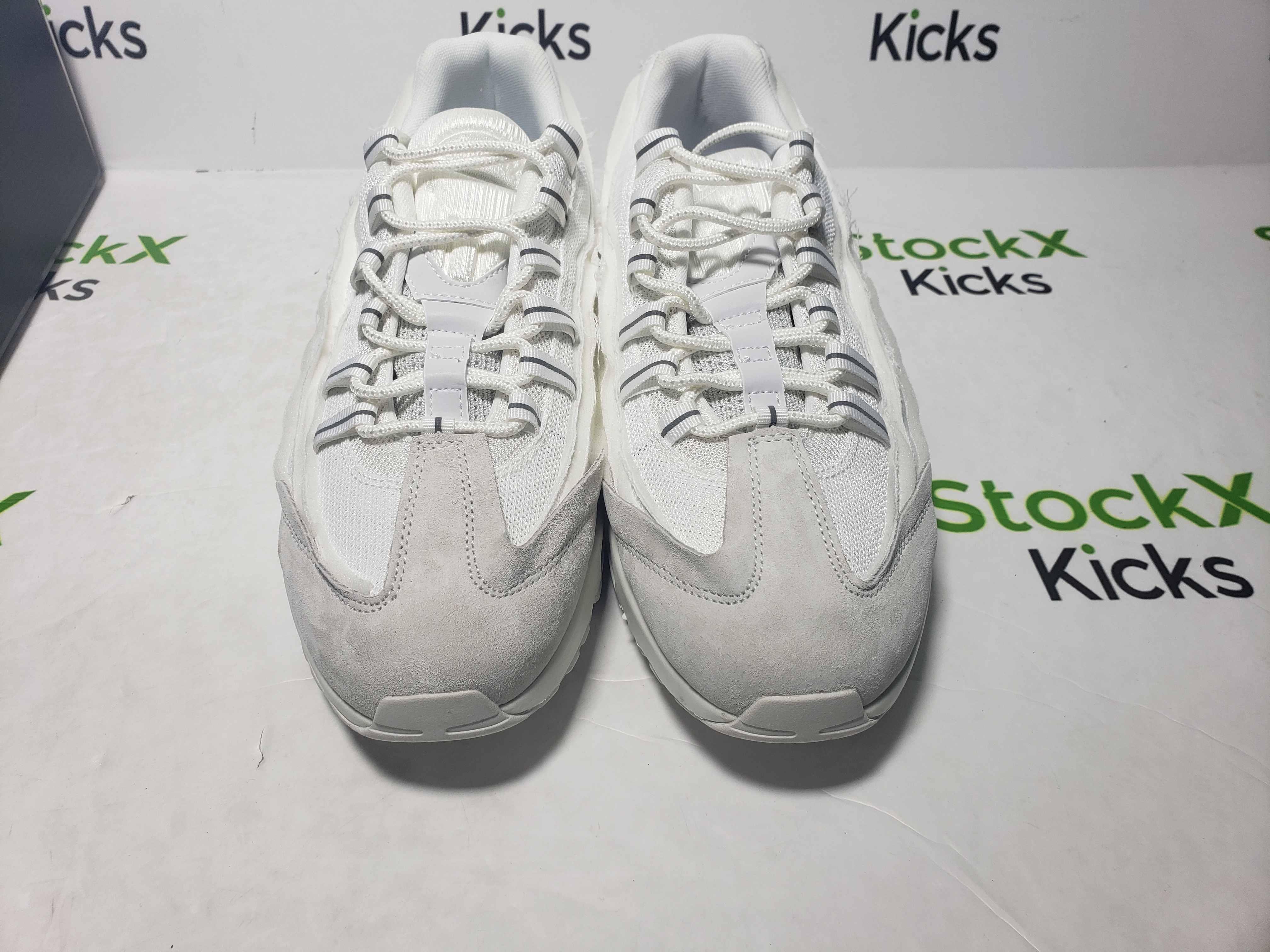 Nike Air Max 95 Comme des Garcons White CU8406-100 review stockxkicksvip 02