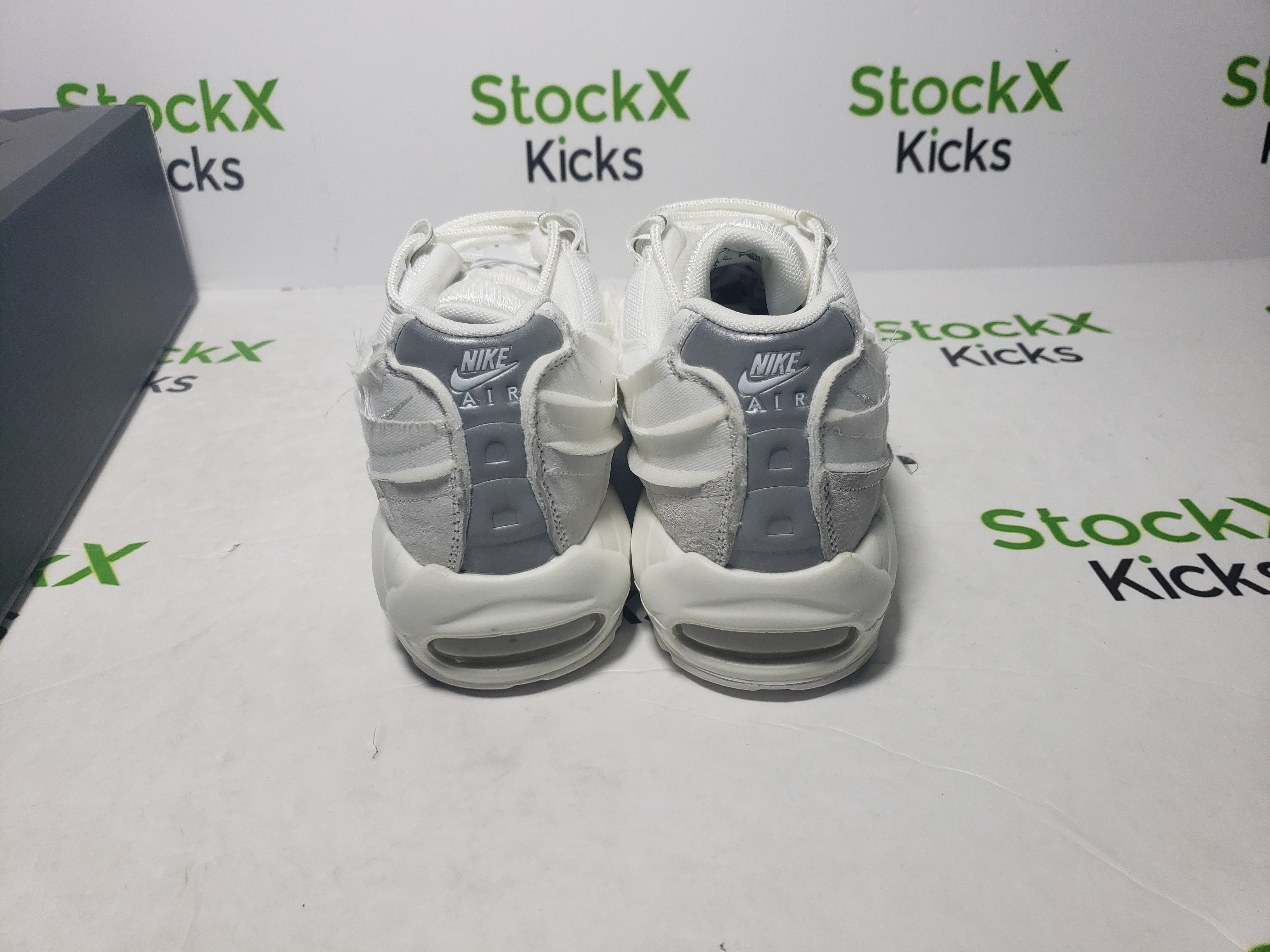 Nike Air Max 95 Comme des Garcons White CU8406-100 review stockxkicksvip 01