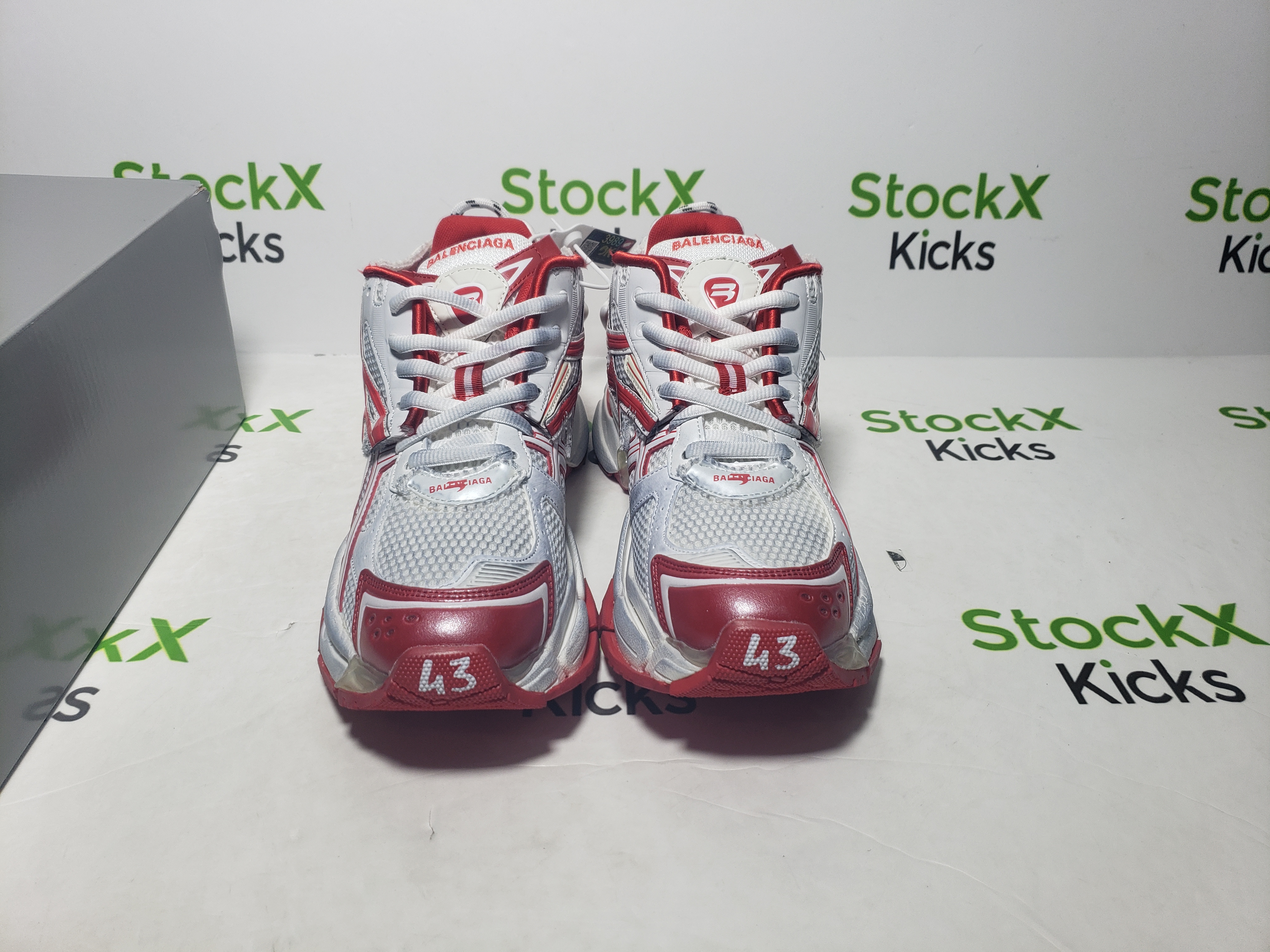 Balenciaga Runner Blue White Red 677402 W3RB2 9060 review stockxkicksvip 02