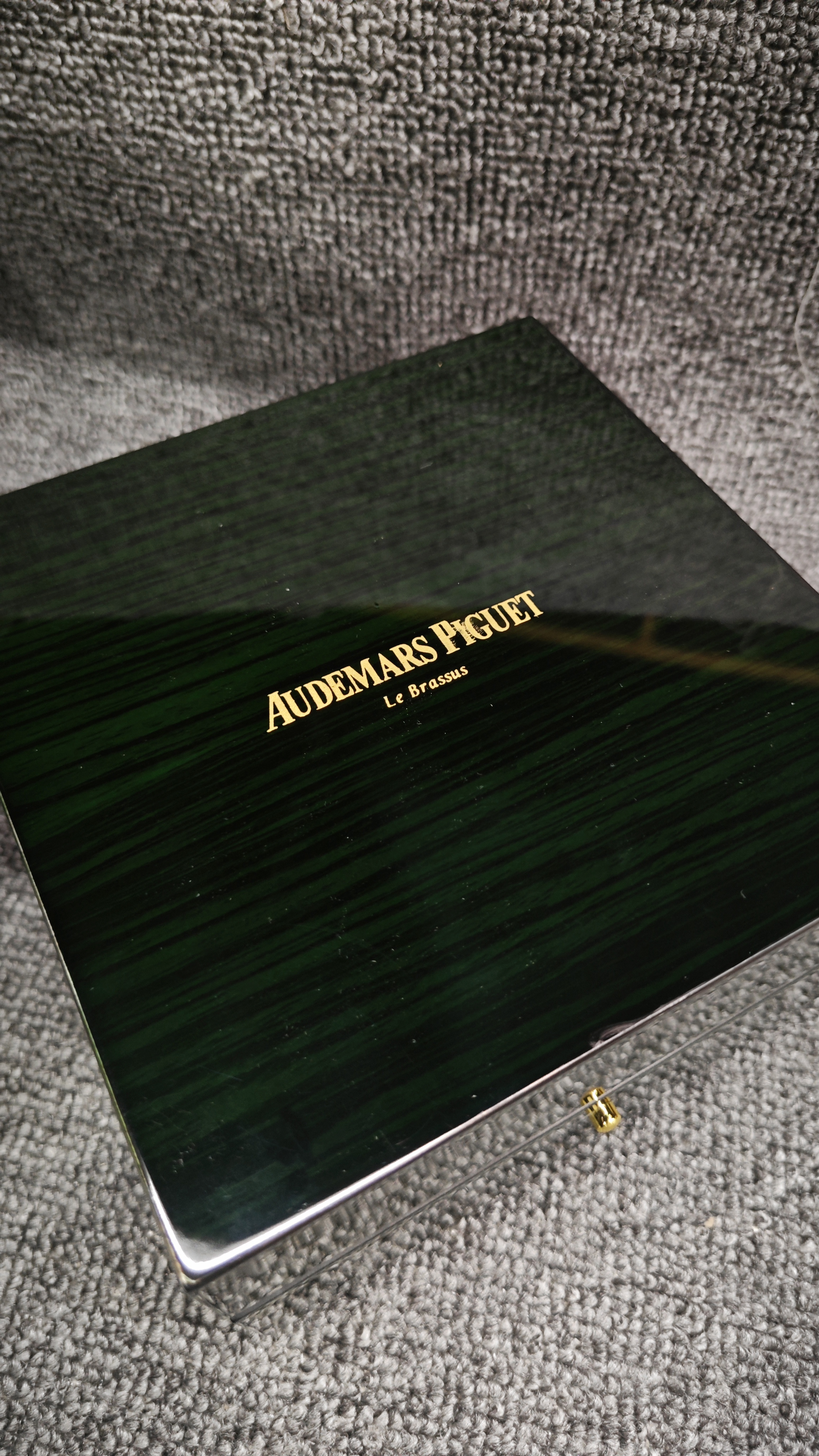 Audemars Piguet VVS Watch 41mm review Stockxkicks 03