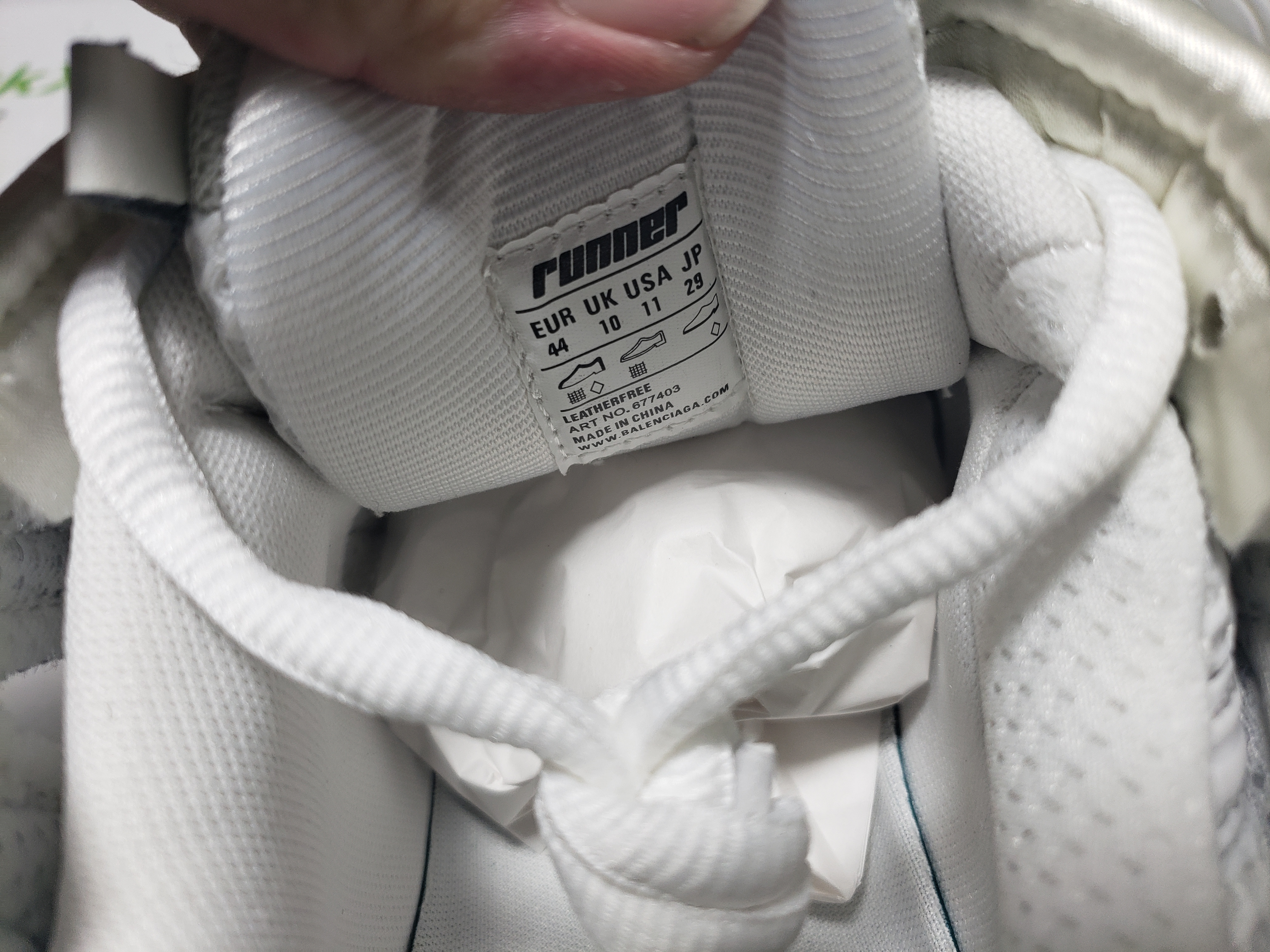 Balenciaga Runner White review Stockxkicks 02