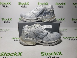 Balenciaga Runner White review Stockxkicks 06