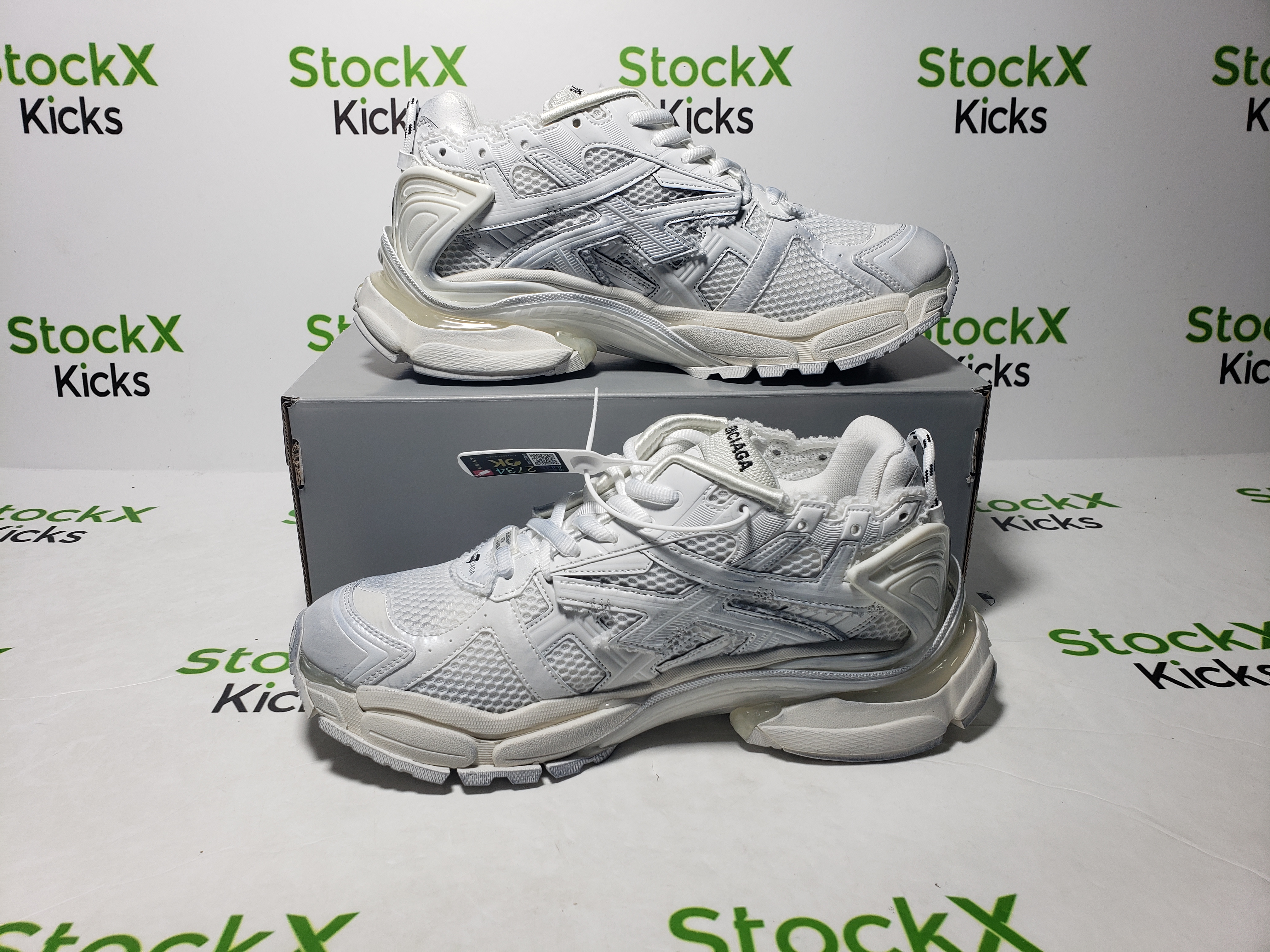 Balenciaga Runner White review Stockxkicks 06