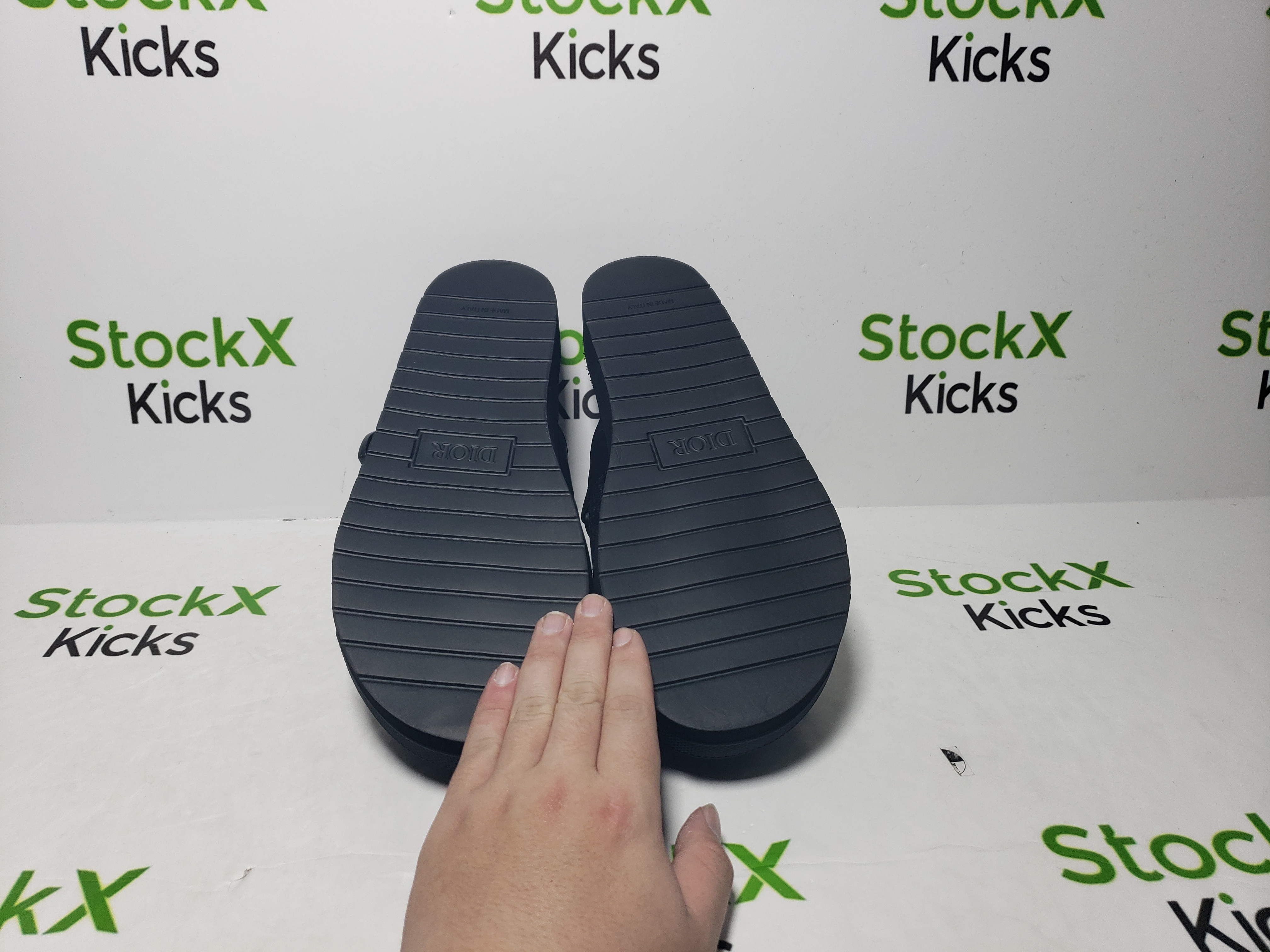 Dior Alpha oblique Black 3SA081YYV H060 review Stockxkicks 04