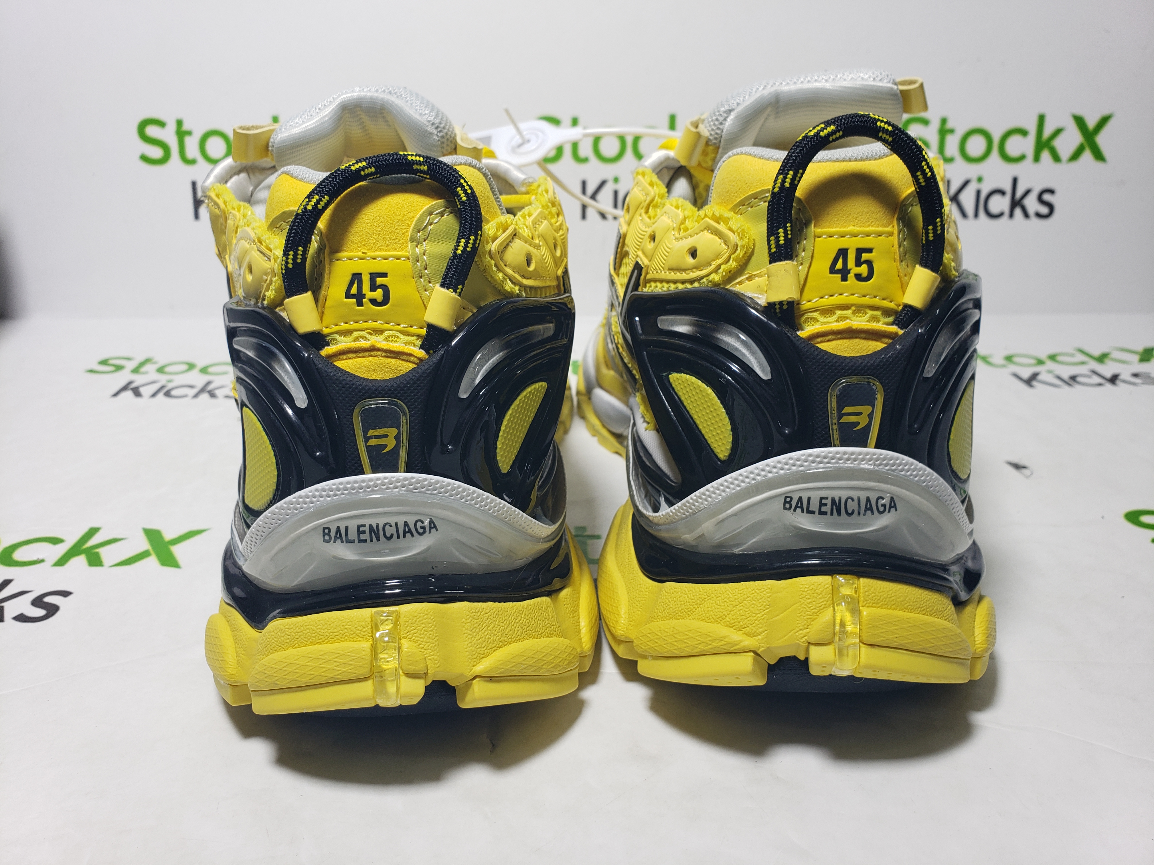 Balenciaga Runner Sneaker Black Yellow 677402 W2RJ5 2006 review Stockxkicks 06