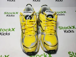 Balenciaga Runner Sneaker Black Yellow 677402 W2RJ5 2006 review Stockxkicks 06