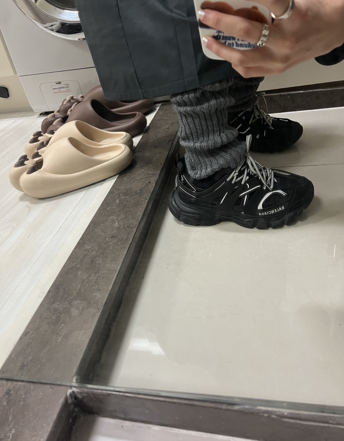 Balenciaga Track Tess Black And White (LED) 542023 W1GB1 2045 review bela