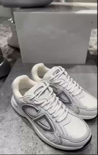 Dior B30 White 3SN279ZND-H000 review Sarah Tshibundulu