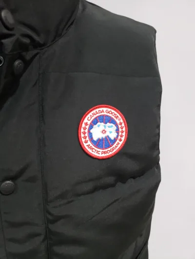 Canada Goose Freestyle Crew Gilet Black Vest review stockxkicksvip 04
