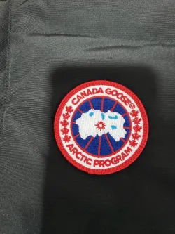 Canada Goose Freestyle Crew Gilet Black Vest review stockxkicksvip 01