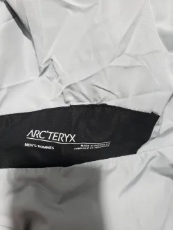 Arc'teryx Beta AR Jacket Men's Jacket Black review Stockxkicksvip 01
