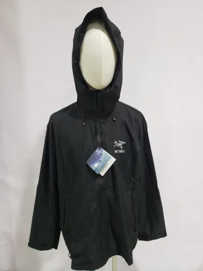 Arc'teryx Beta AR Jacket Men's Jacket Black review Stockxkicksvip 02