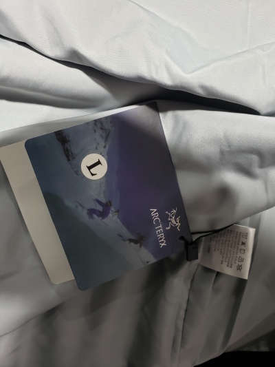 Arc'teryx Beta AR Jacket Men's Jacket Black review Stockxkicksvip 01