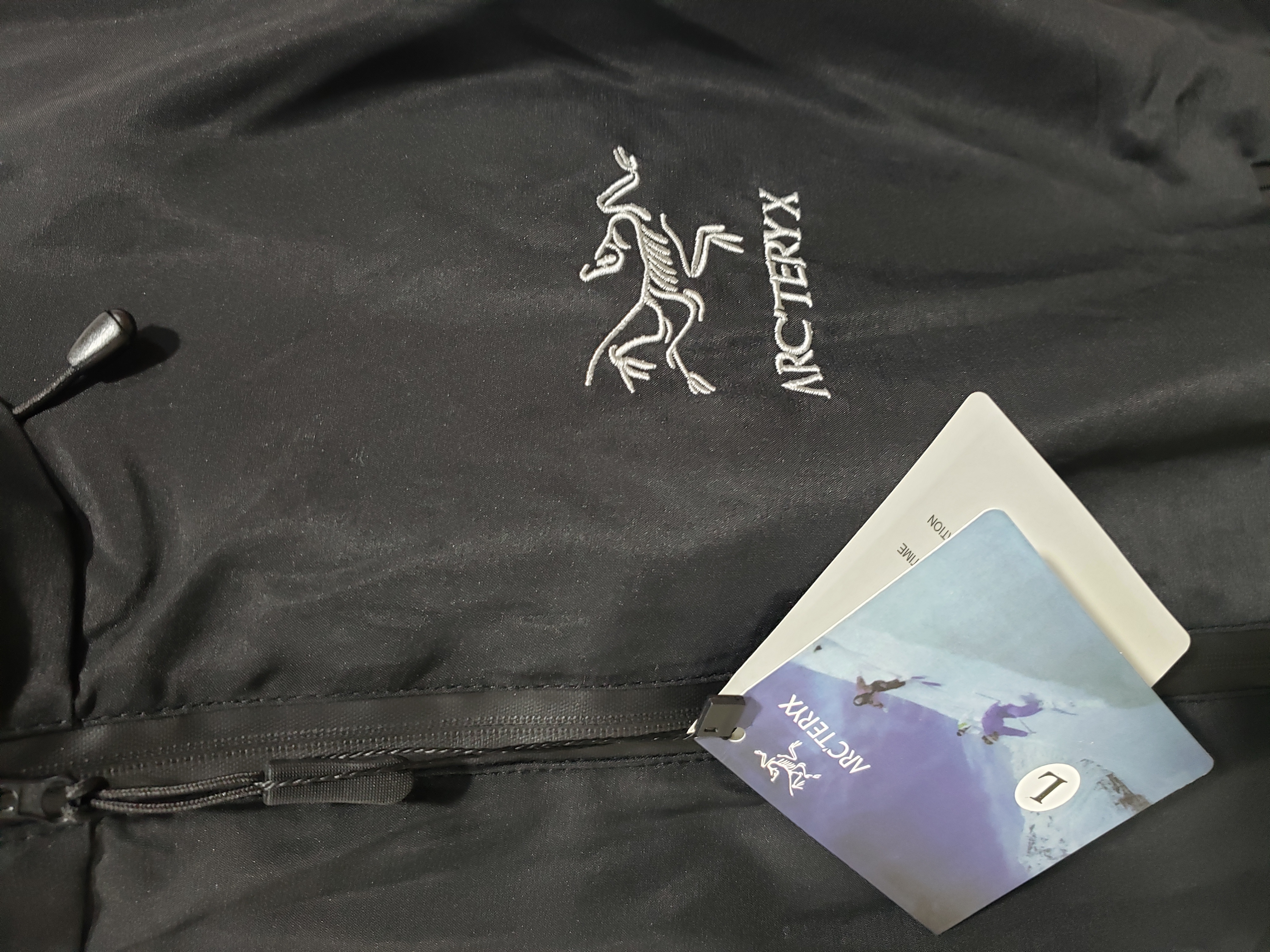 Arc'teryx Beta AR Jacket Men's Jacket Black review Stockxkicksvip 03