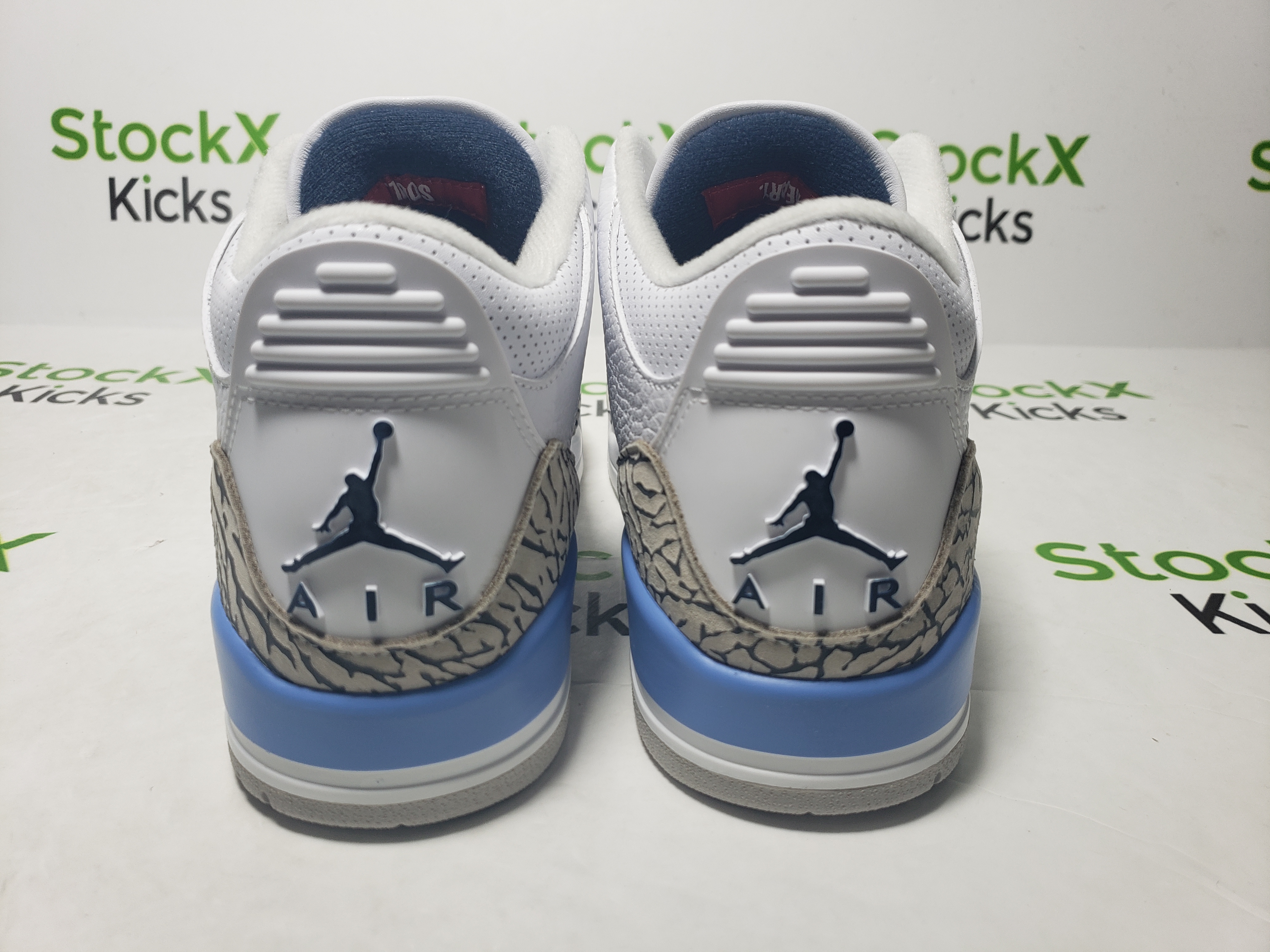 PK God Batch Air Jordan 3 Retro UNC (2020) CT8532-104 review Stockxkicksvip 01