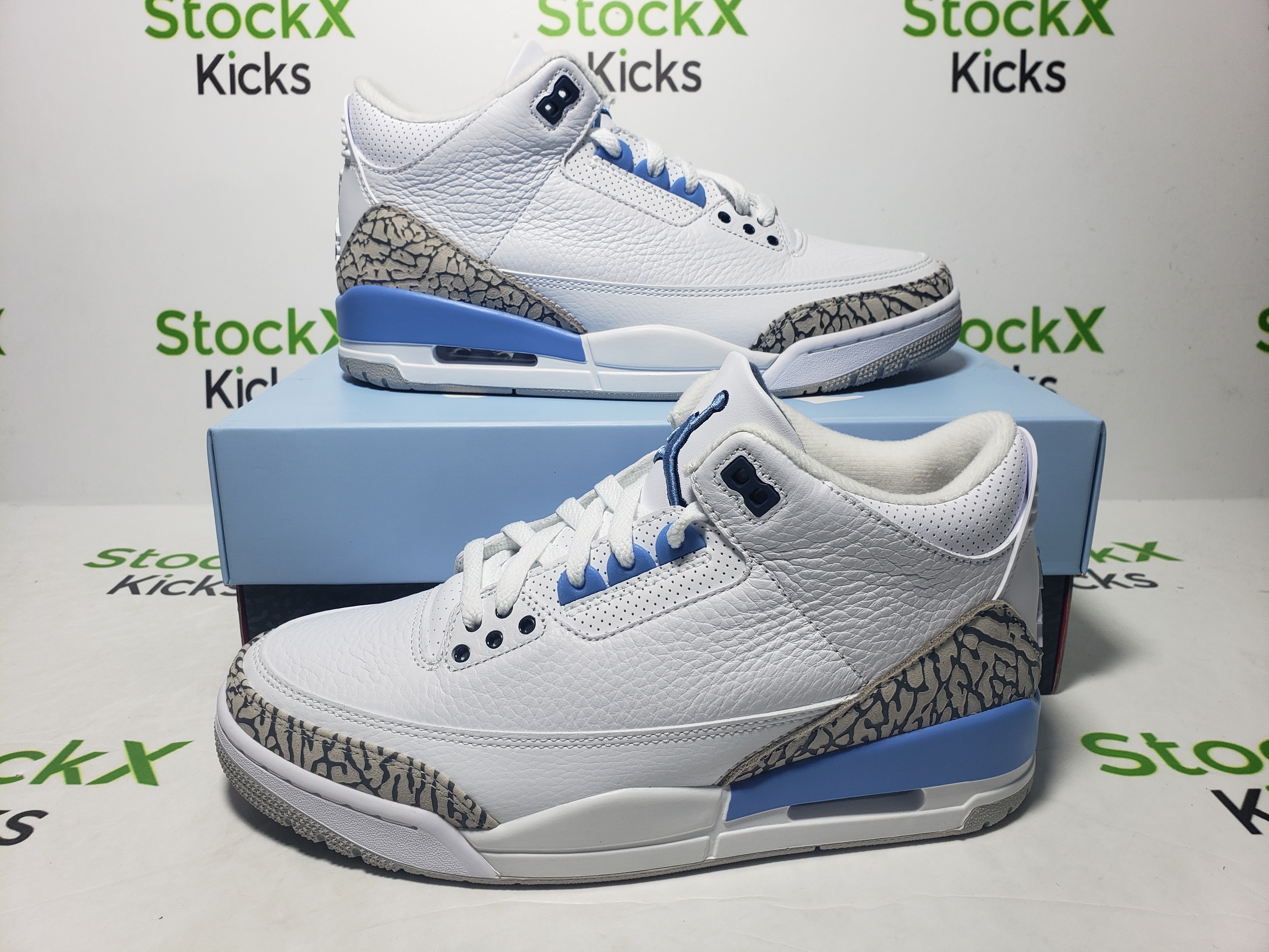 PK God Batch Air Jordan 3 Retro UNC (2020) CT8532-104 review Stockxkicksvip 06