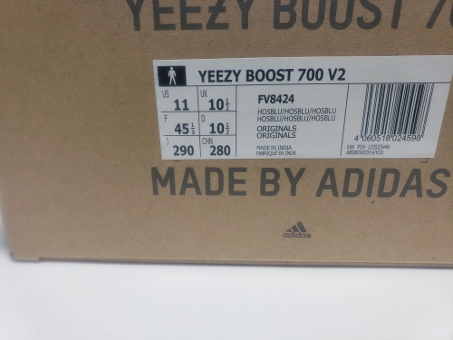 PK God Batch adidas Yeezy Boost 700 V2 Hospital Blue FV8424 review 