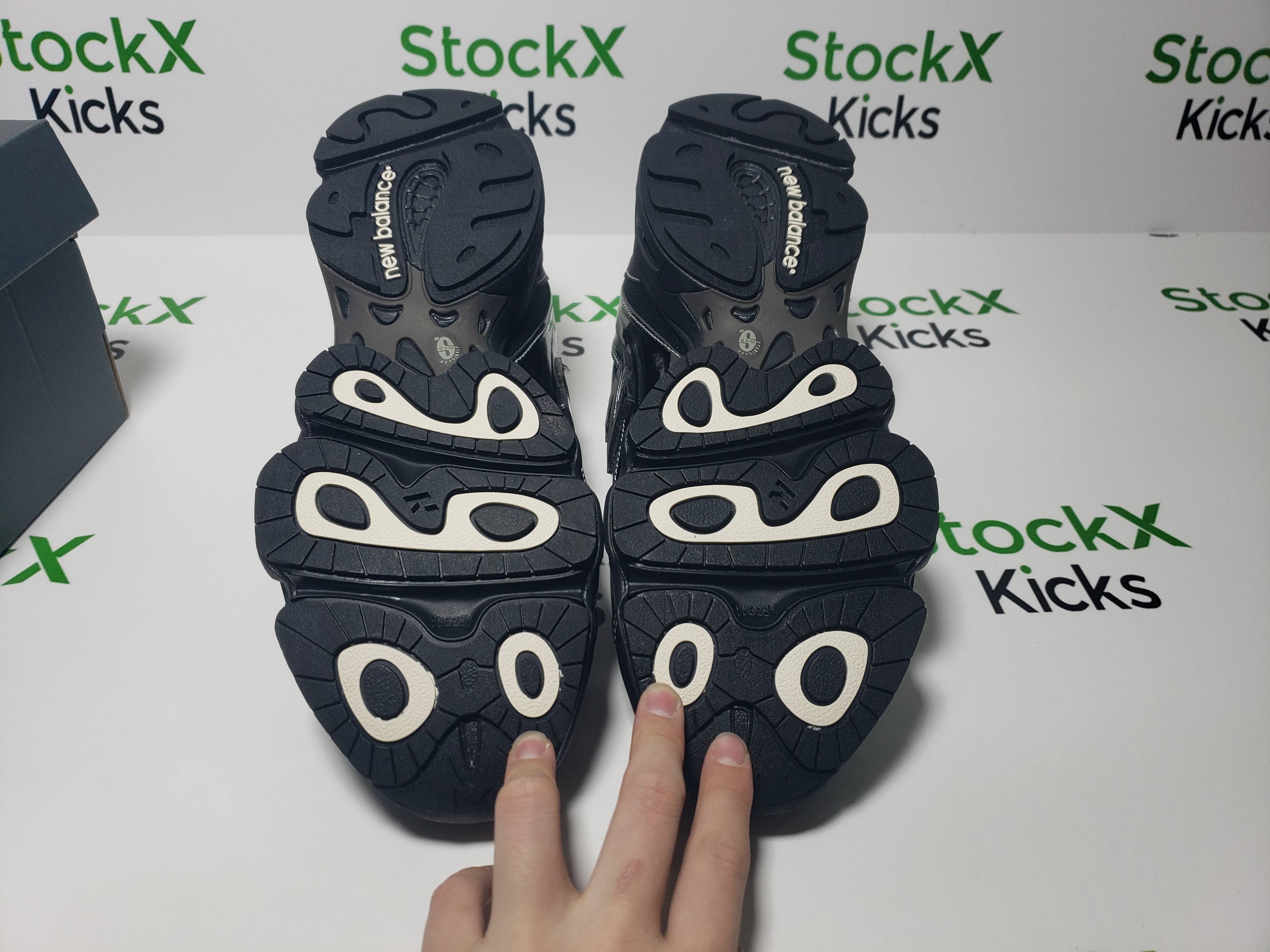 New Balance 1000 Aime Leon Dore Black M1000AD1 review Stockxkicksvip 06