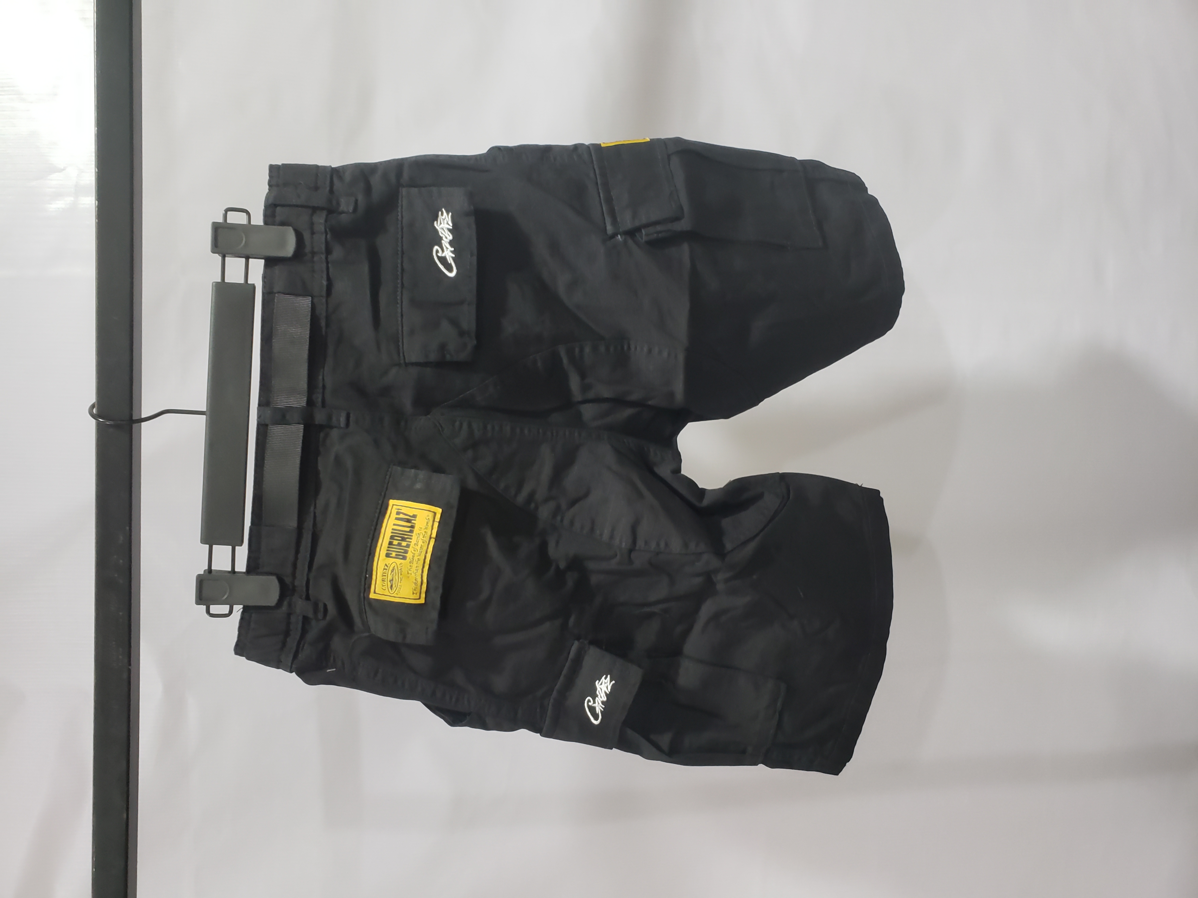 Corteiz Alcatraz Cargo Shorts Black review Stockxkicksvip 03