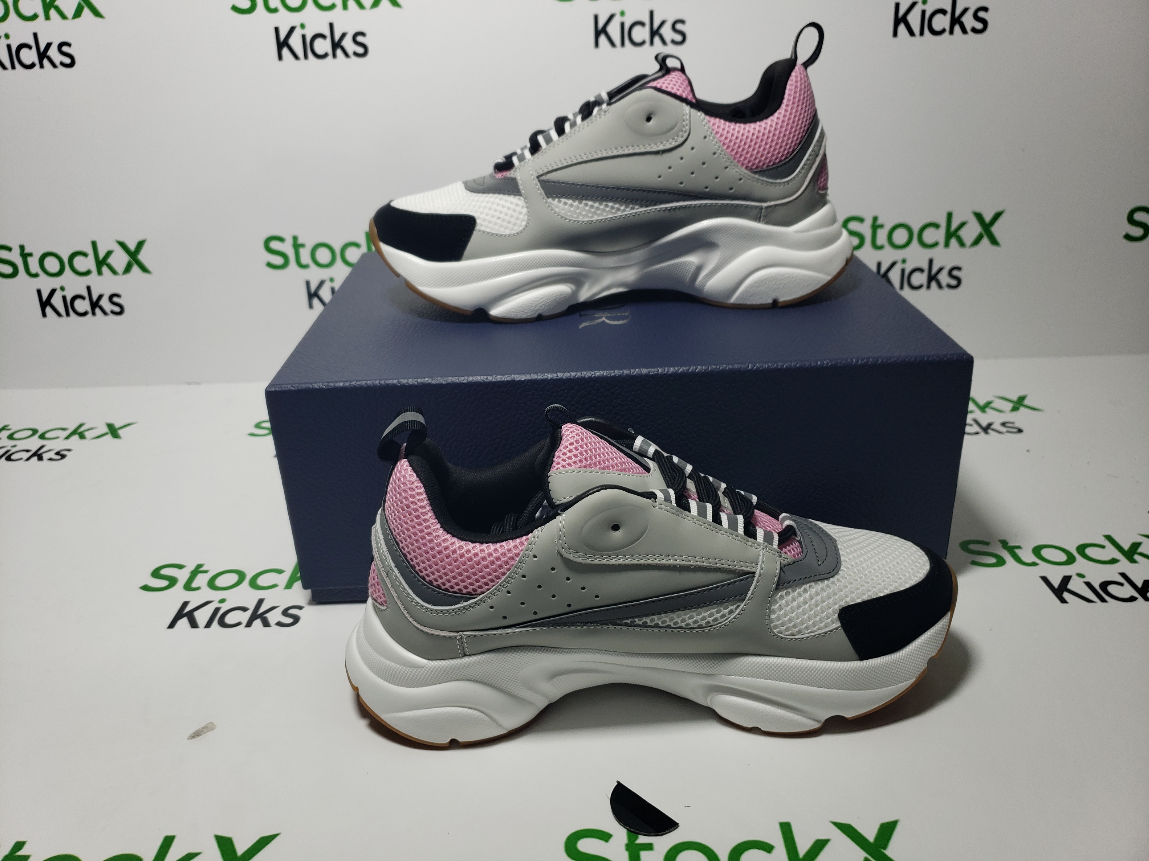 Dior B22 Sneakers Grey Pale Pink CK241024 review Stockxkicksvip 03