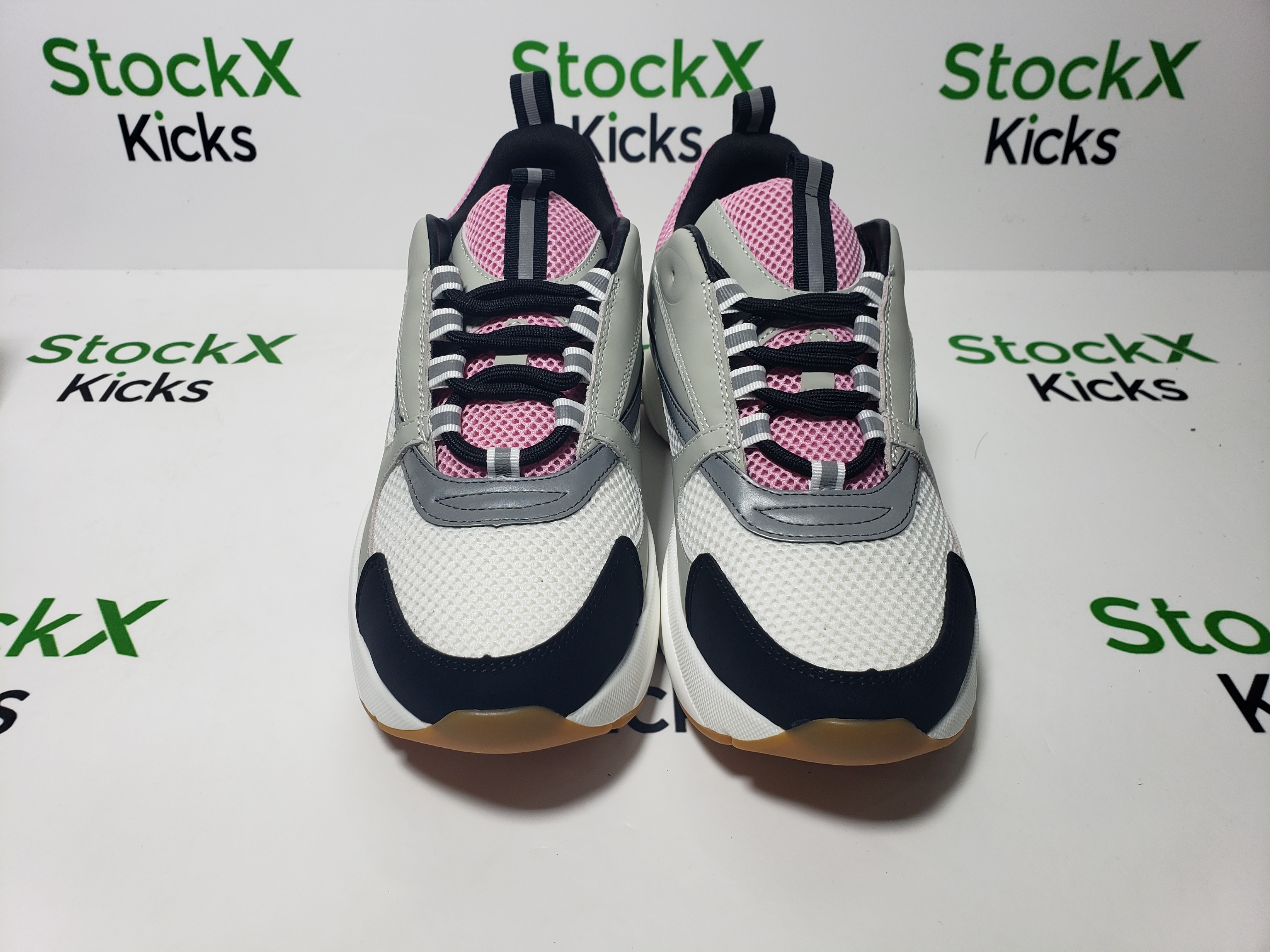 Dior B22 Sneakers Grey Pale Pink CK241024 review Stockxkicksvip 02